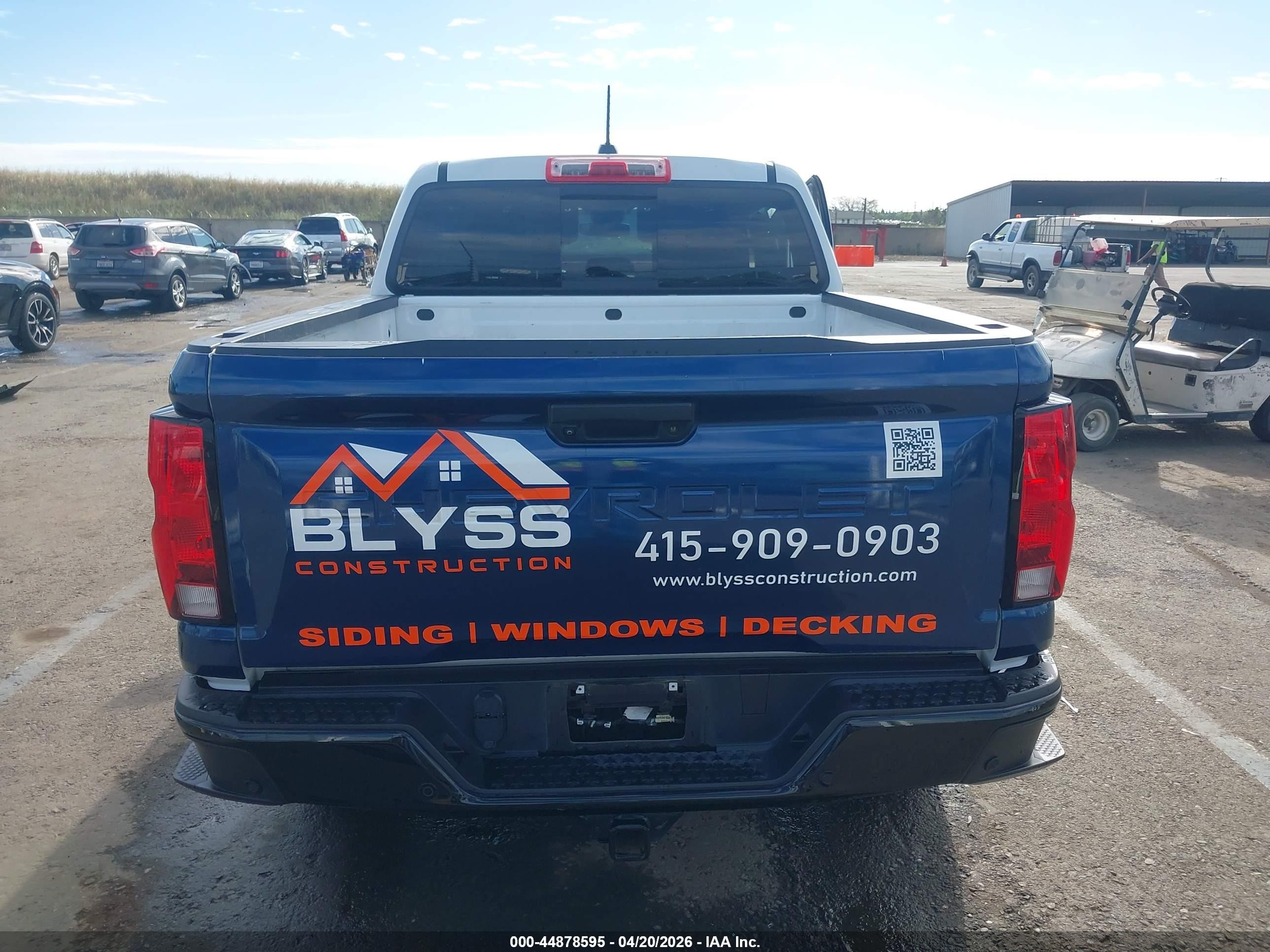 2024 Chevrolet Colorado 2wd Wt White vin: 1GCPSBEKXR1111905