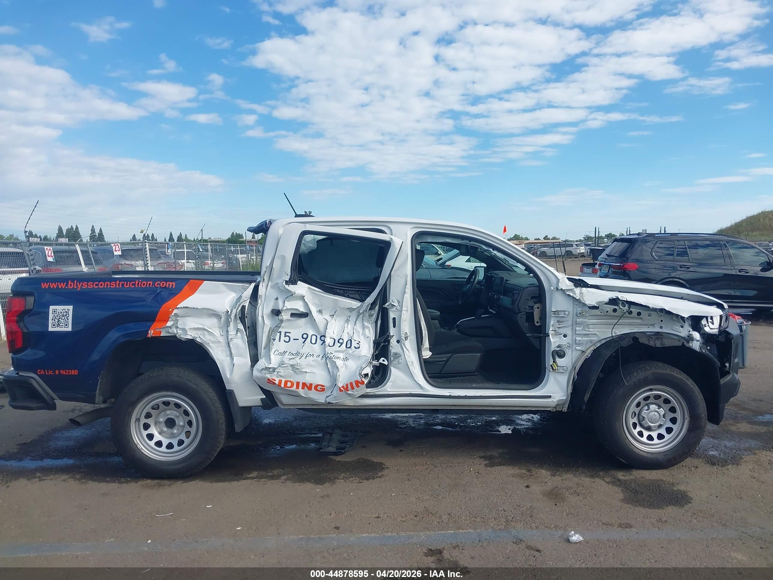 2024 Chevrolet Colorado 2wd Wt White vin: 1GCPSBEKXR1111905