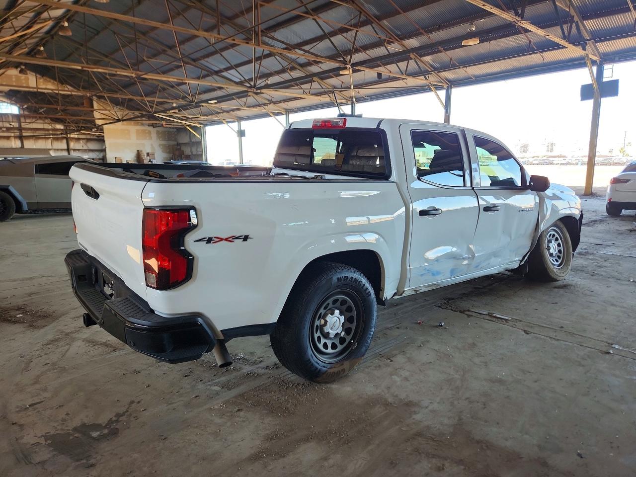 2023 Chevrolet Colorado White vin: 1GCPTBEK9P1241636