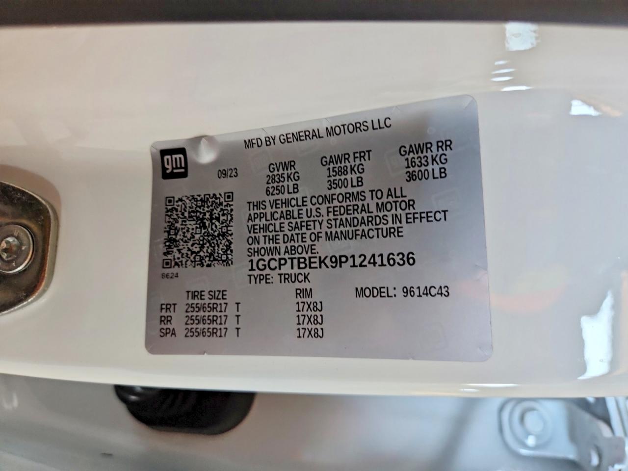2023 Chevrolet Colorado White vin: 1GCPTBEK9P1241636
