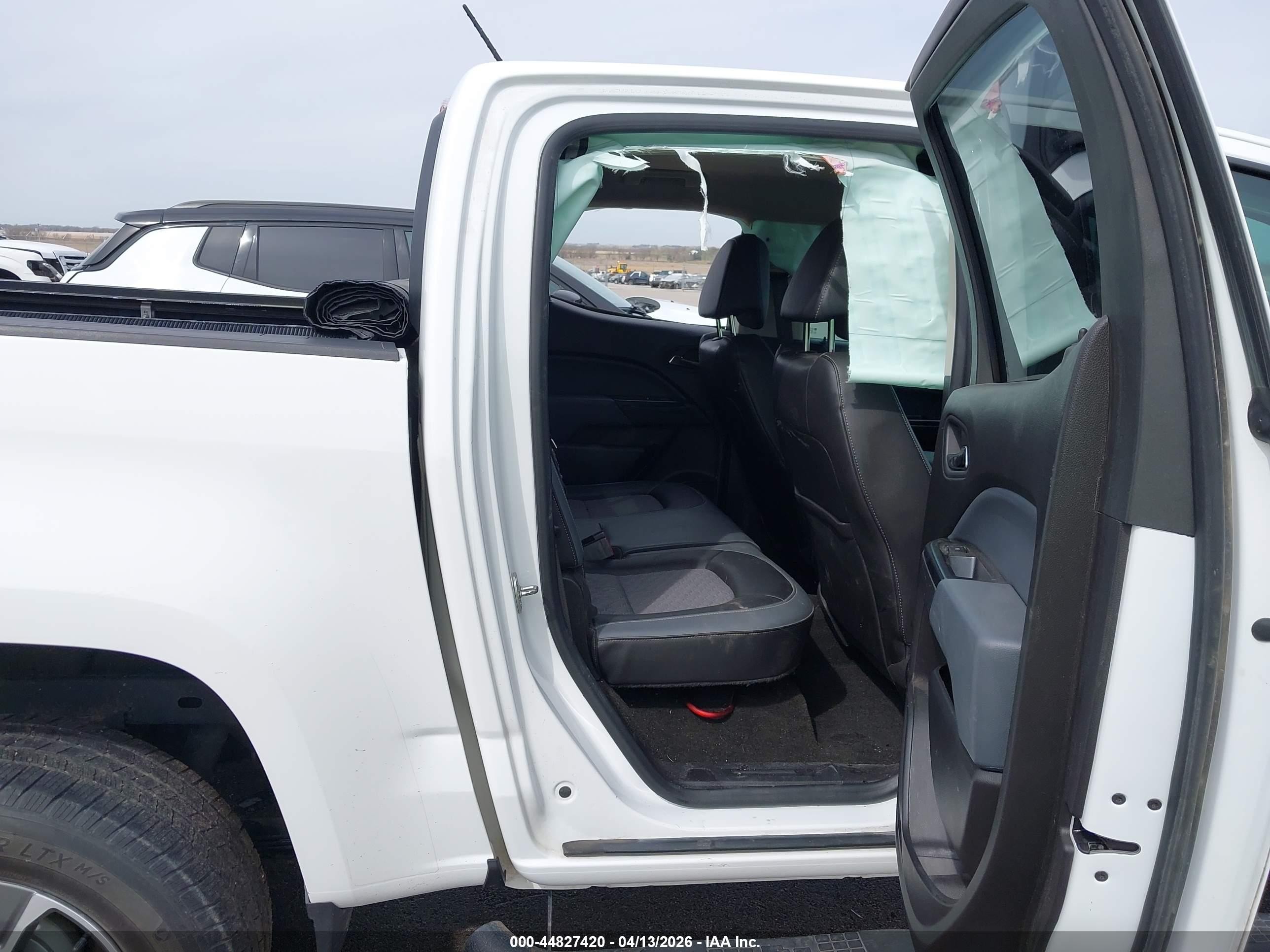 2016 Chevrolet Colorado Z71 Белый vin: 1GCPTDE10G1354653