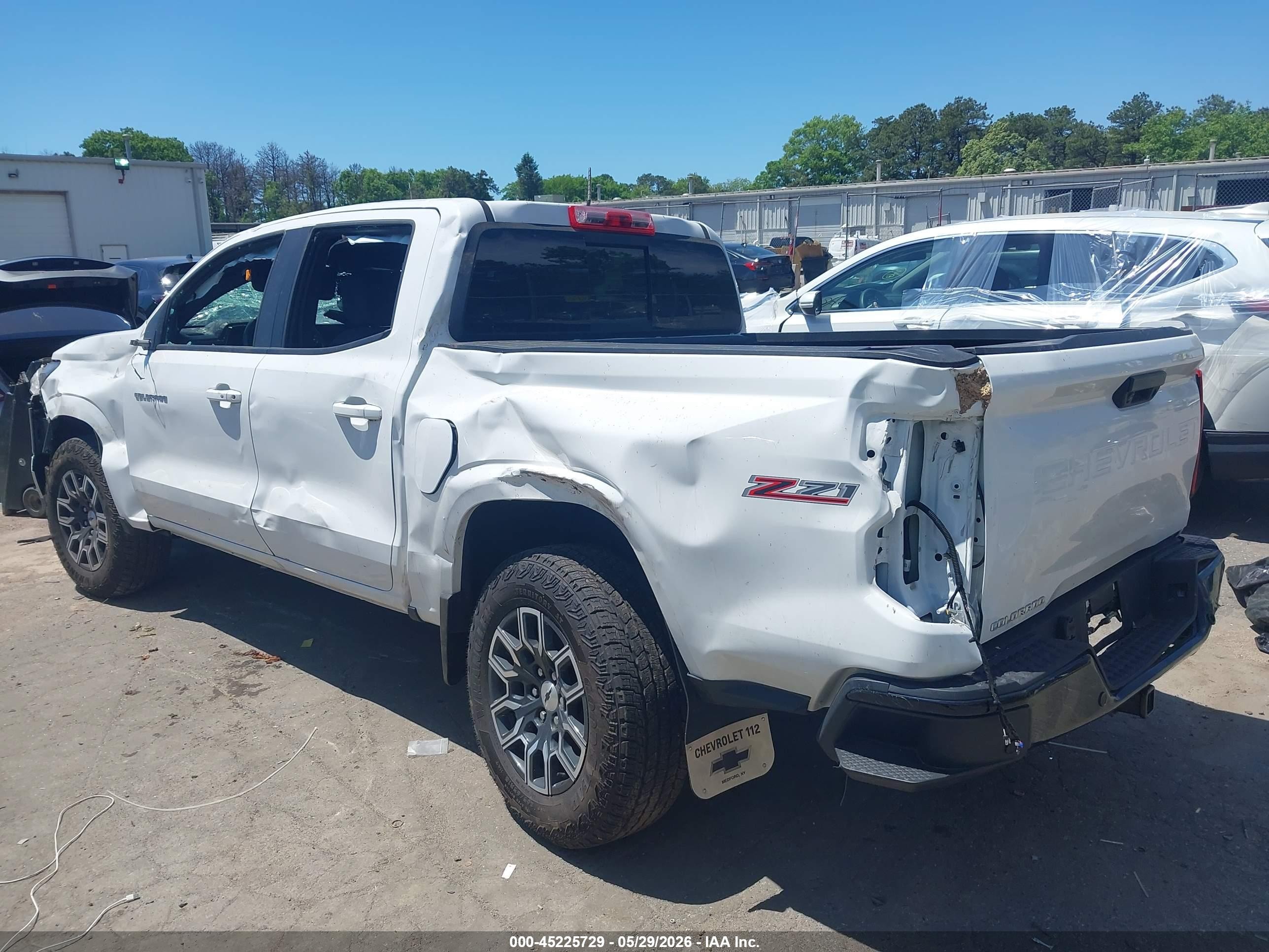 2025 Chevrolet Colorado 4wd Z71 Белый vin: 1GCPTDEK7S1239582