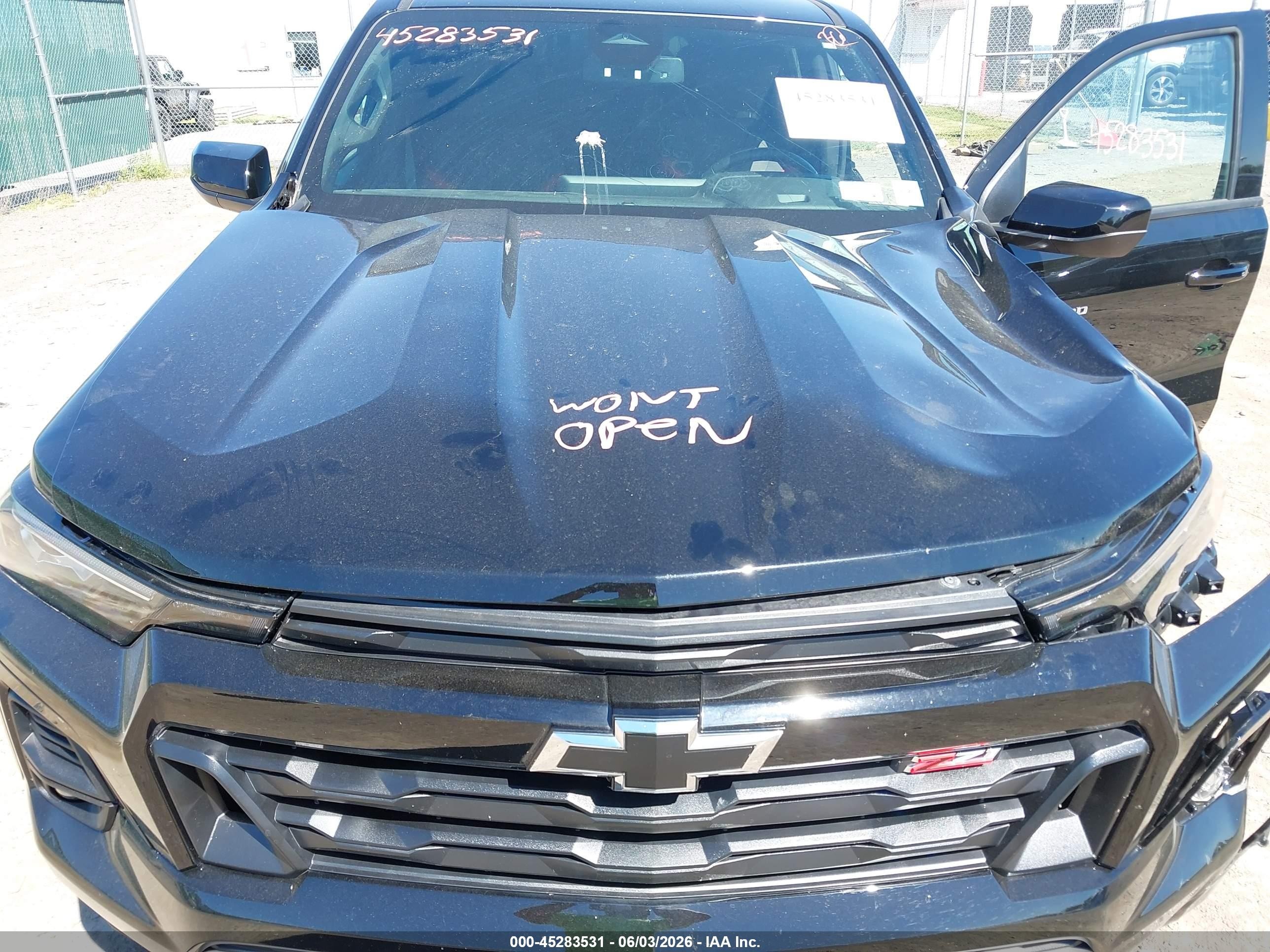 2024 Chevrolet Colorado 4wd Z71 Black vin: 1GCPTDEK9R1156262