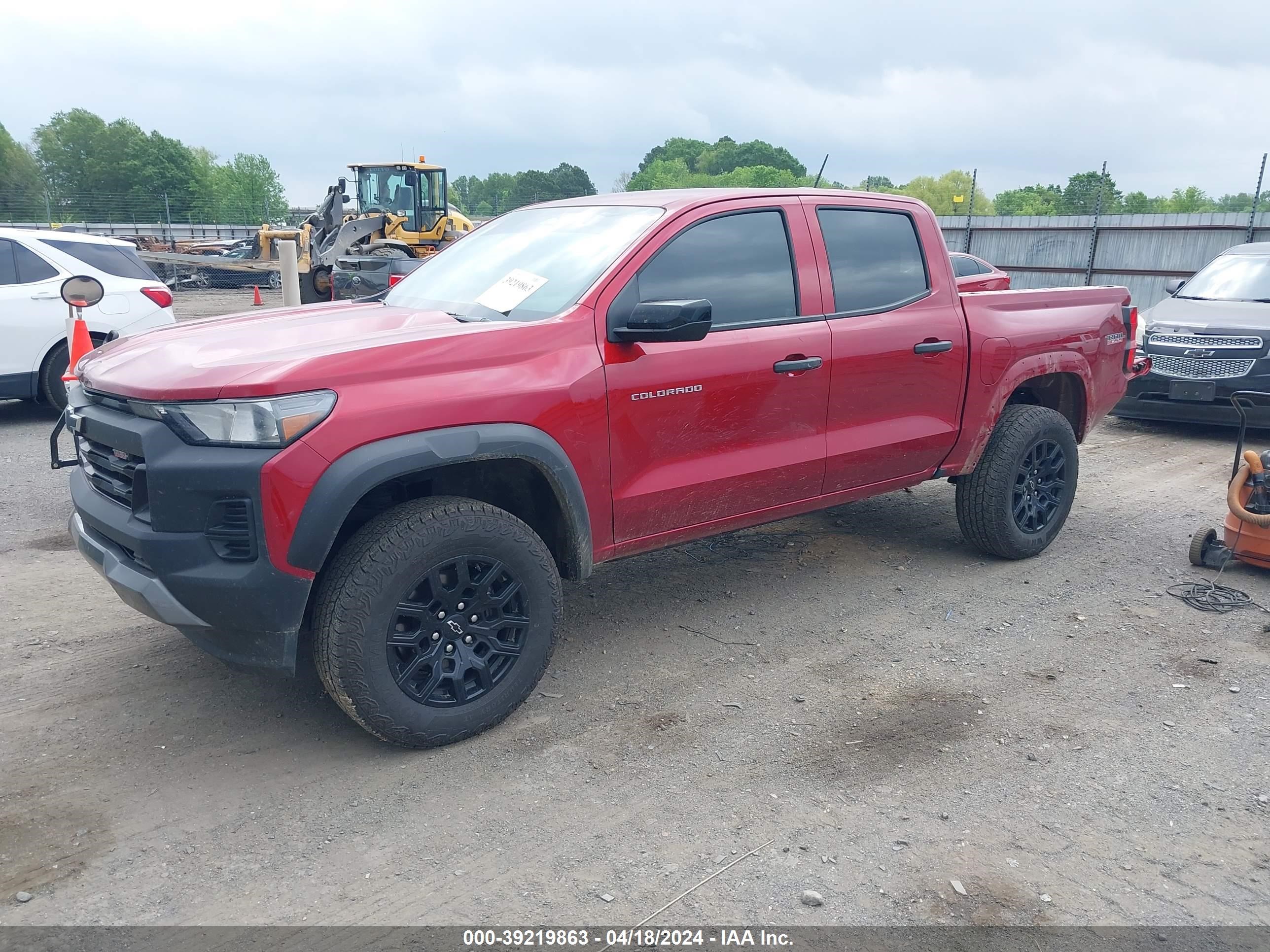 2023 Chevrolet Colorado 4wd  Short Box Trail Boss Red vin: 1GCPTEEK1P1201410