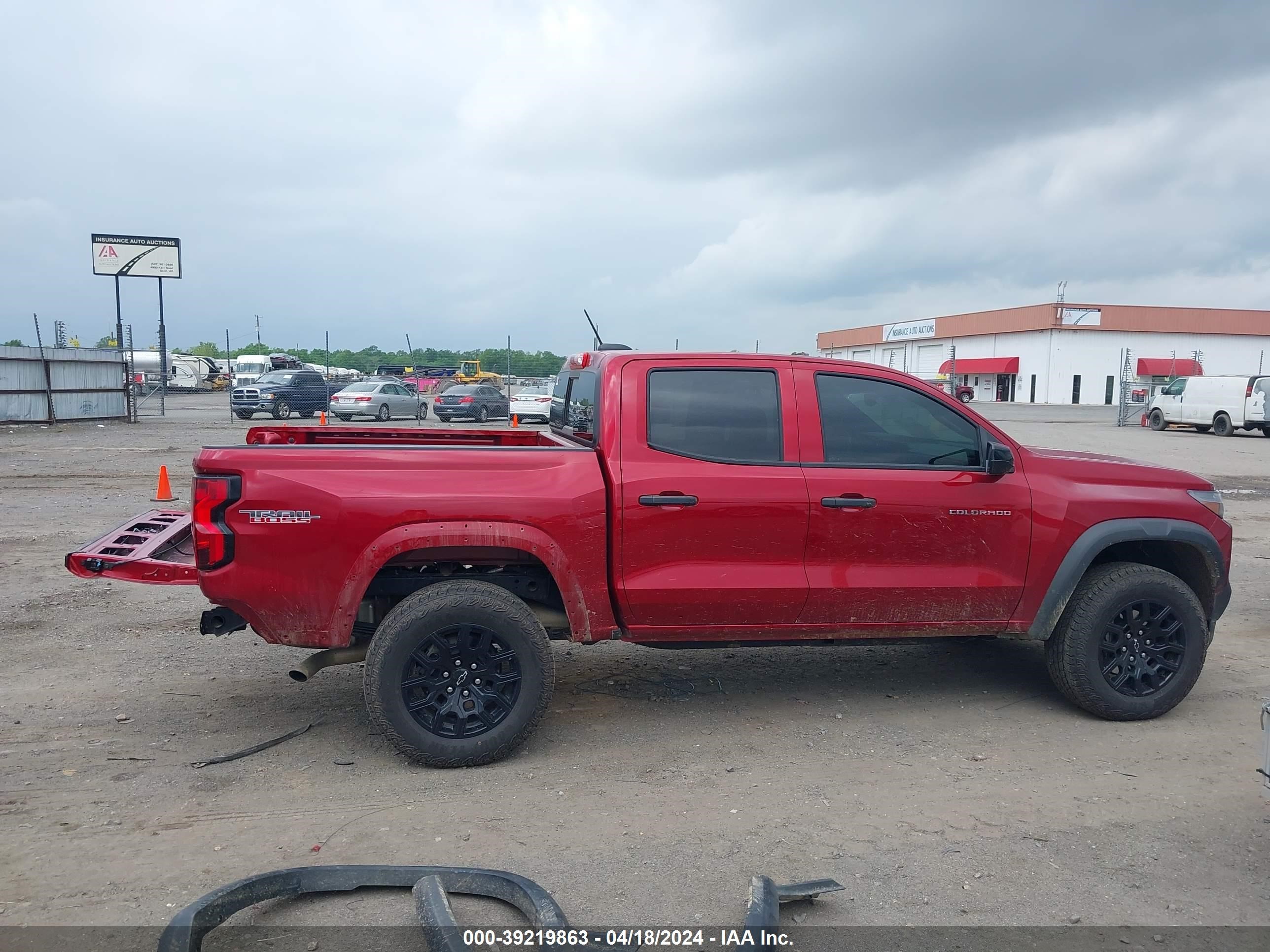 2023 Chevrolet Colorado 4wd  Short Box Trail Boss Red vin: 1GCPTEEK1P1201410