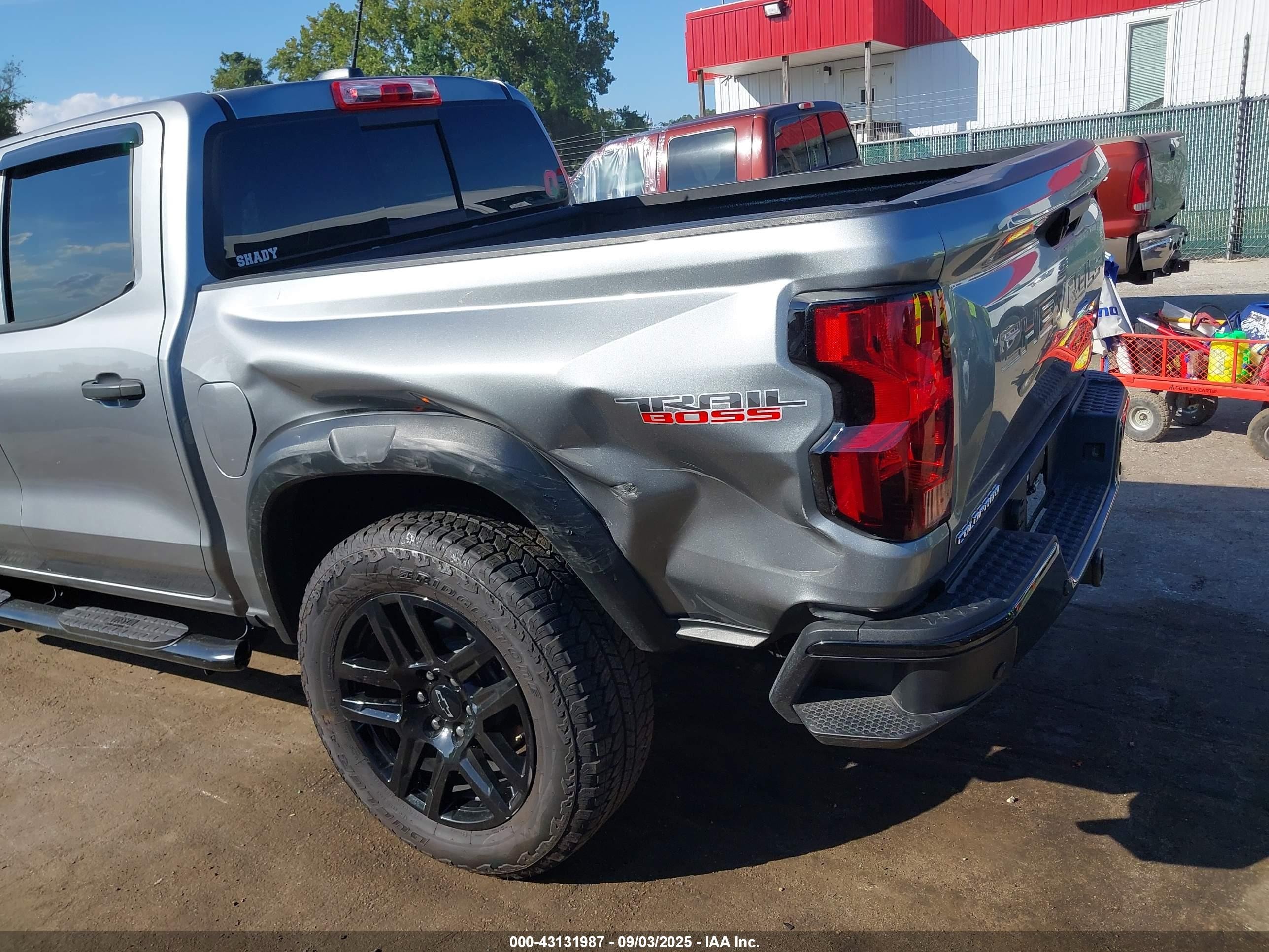 2024 Chevrolet Colorado 4wd Trail Boss Silver vin: 1GCPTEEK2R1284963