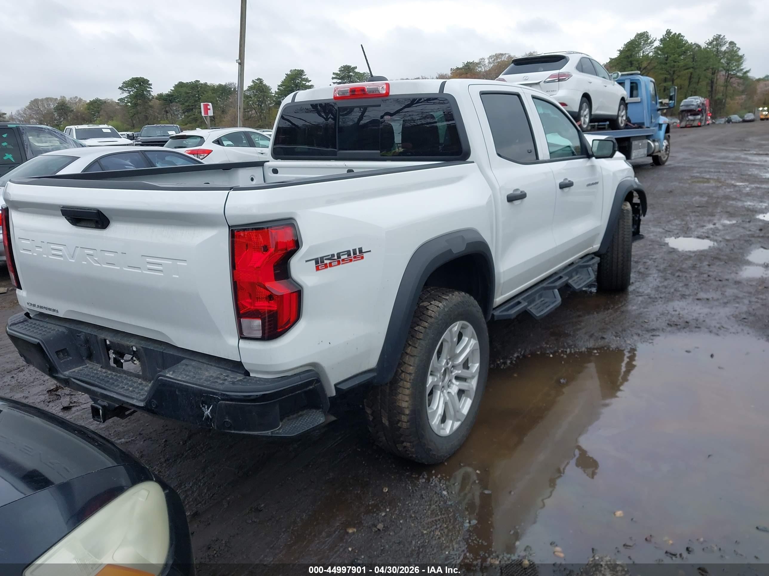 2024 Chevrolet Colorado 4wd Trail Boss White vin: 1GCPTEEK6R1121765