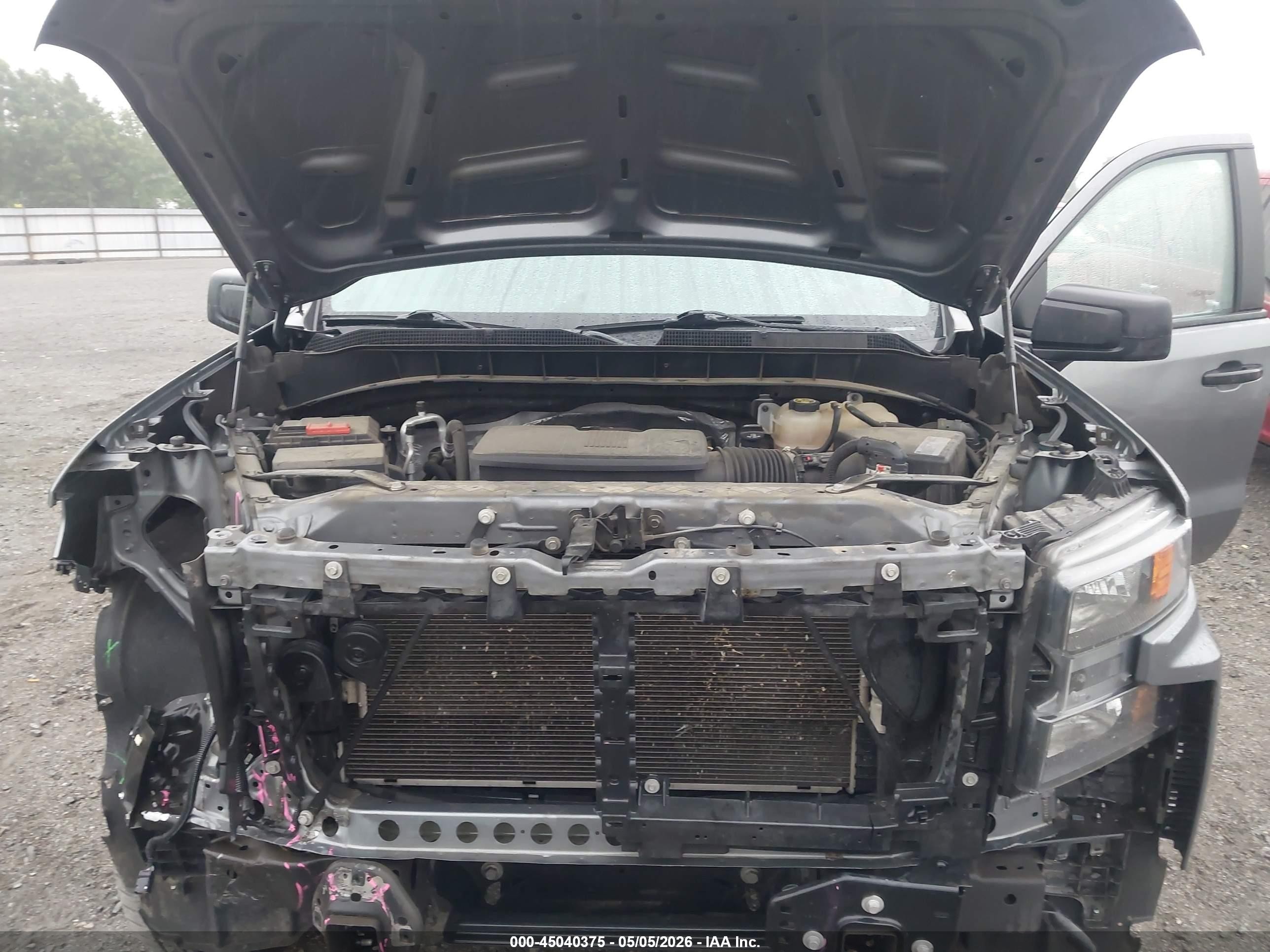 2021 Chevrolet Silverado 1500 2wd  Short Bed Custom Серебряный vin: 1GCPWBEH7MZ128440