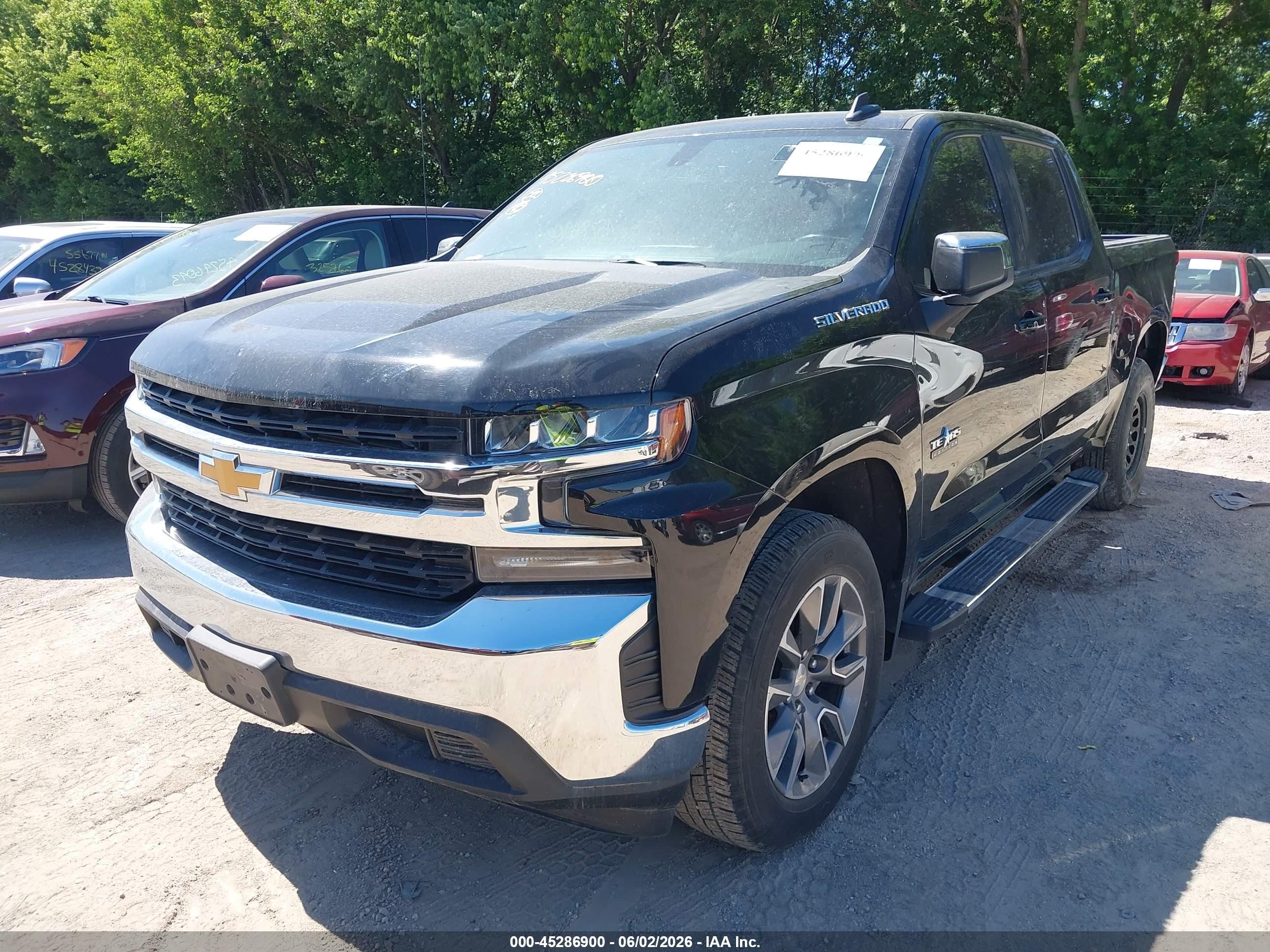 2021 Chevrolet Silverado 1500 2wd  Short Bed Lt Черный vin: 1GCPWCED0MZ396992