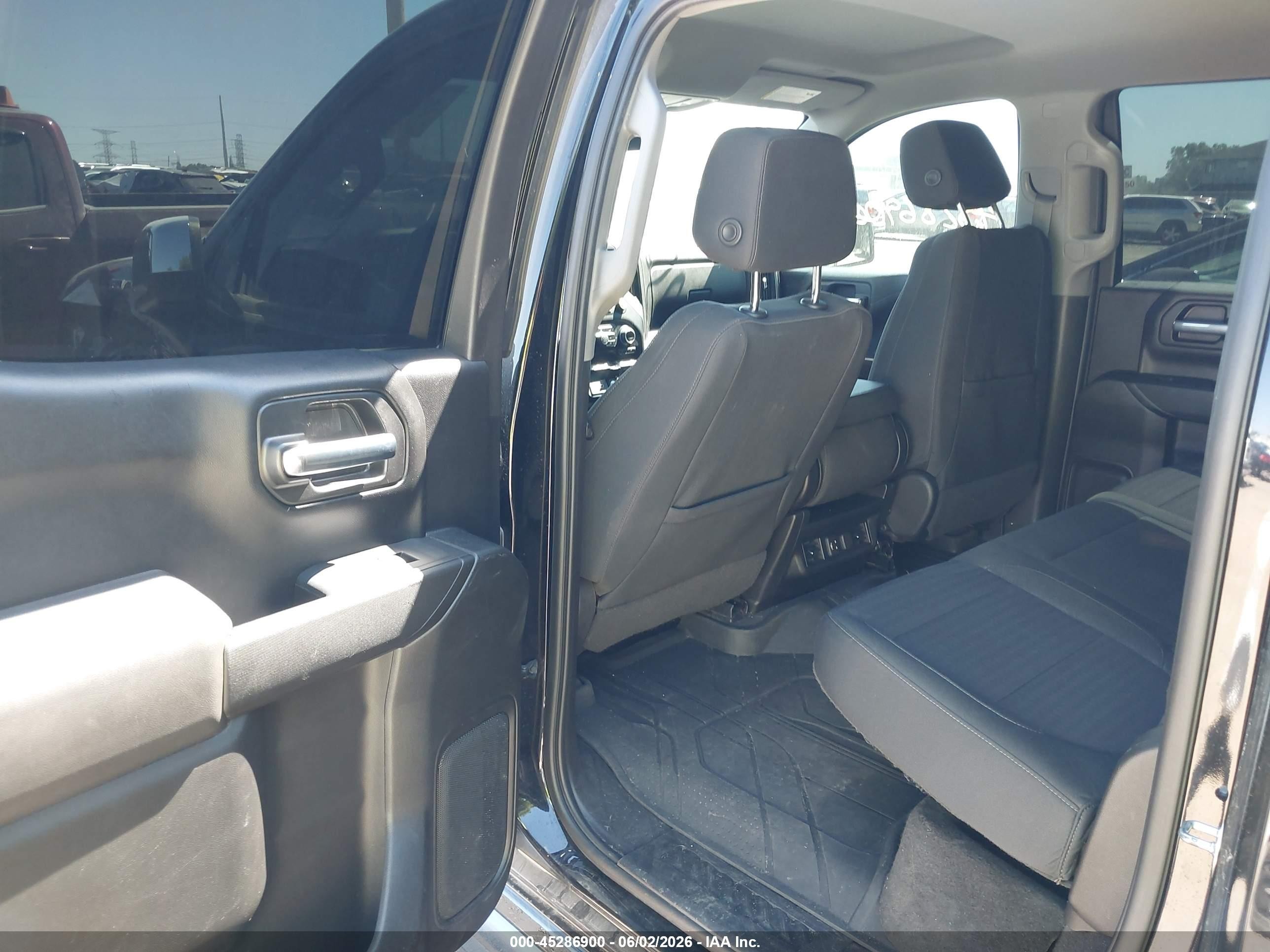 2021 Chevrolet Silverado 1500 2wd  Short Bed Lt Черный vin: 1GCPWCED0MZ396992