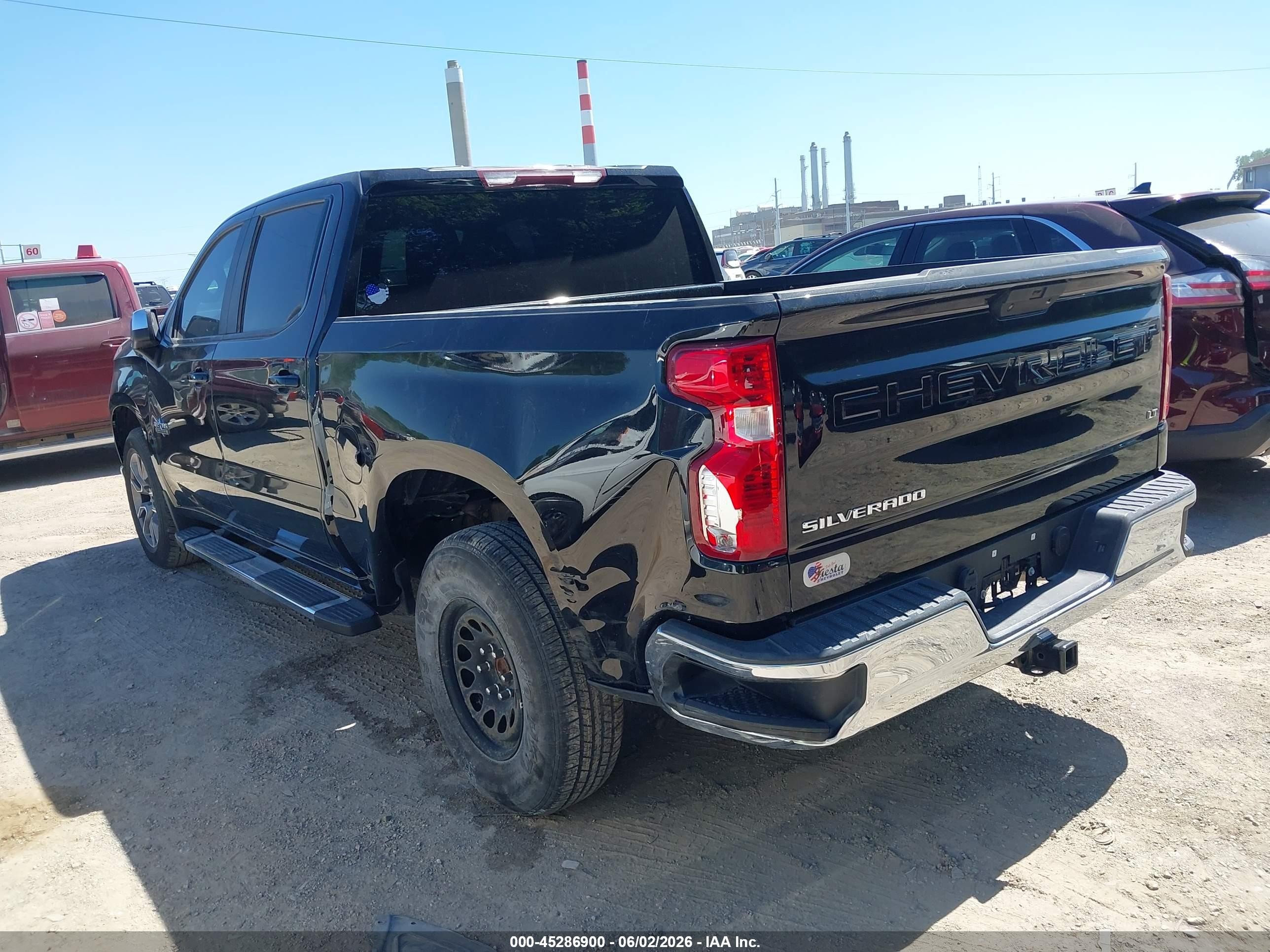 2021 Chevrolet Silverado 1500 2wd  Short Bed Lt Черный vin: 1GCPWCED0MZ396992