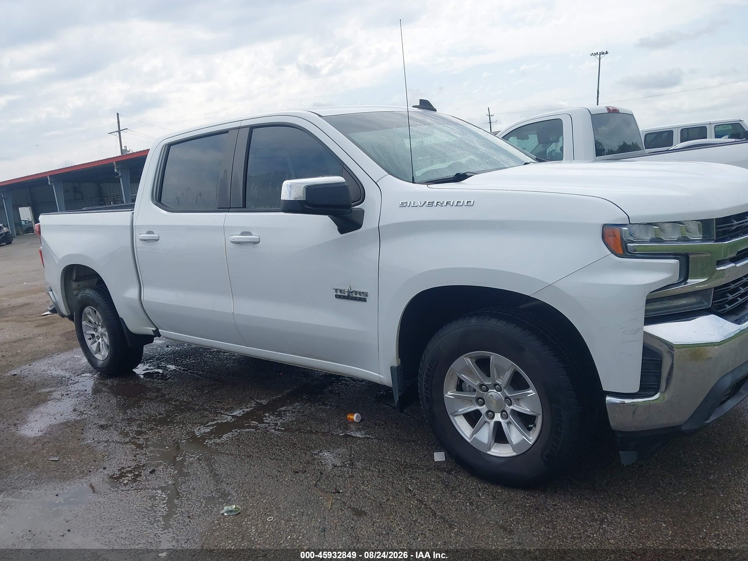 2020 Chevrolet Silverado 1500 White vin: 1GCPWCED2LZ173173
