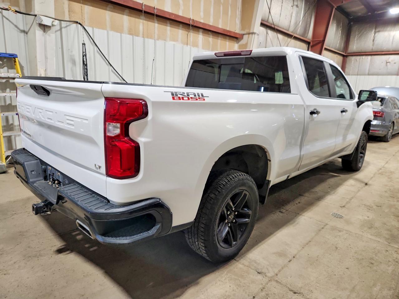 2019 Chevrolet Silverado K1500 Lt Trail Boss Белый vin: 1GCPYFED4KZ377807