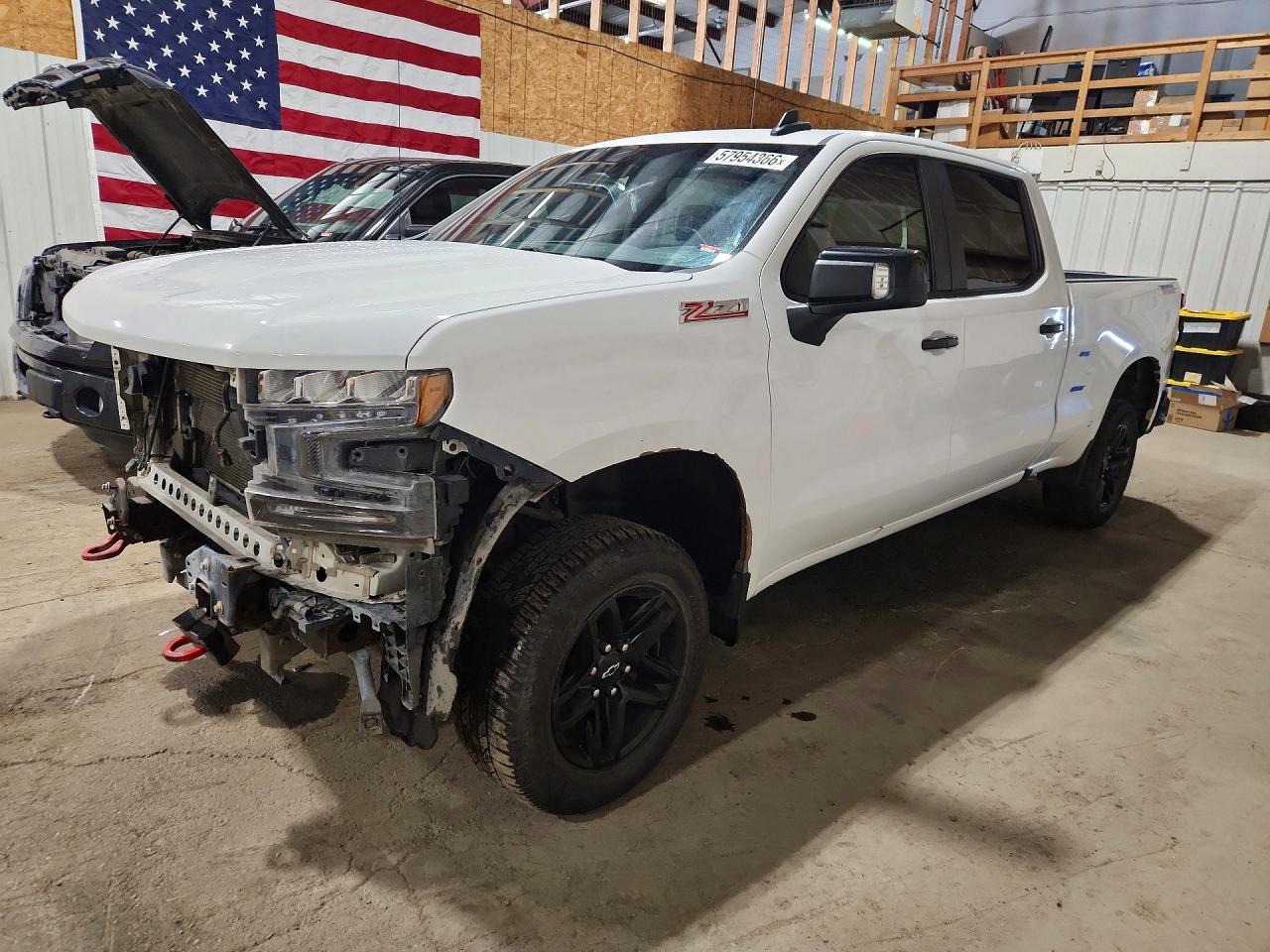 2019 Chevrolet Silverado K1500 Lt Trail Boss Белый vin: 1GCPYFED4KZ377807