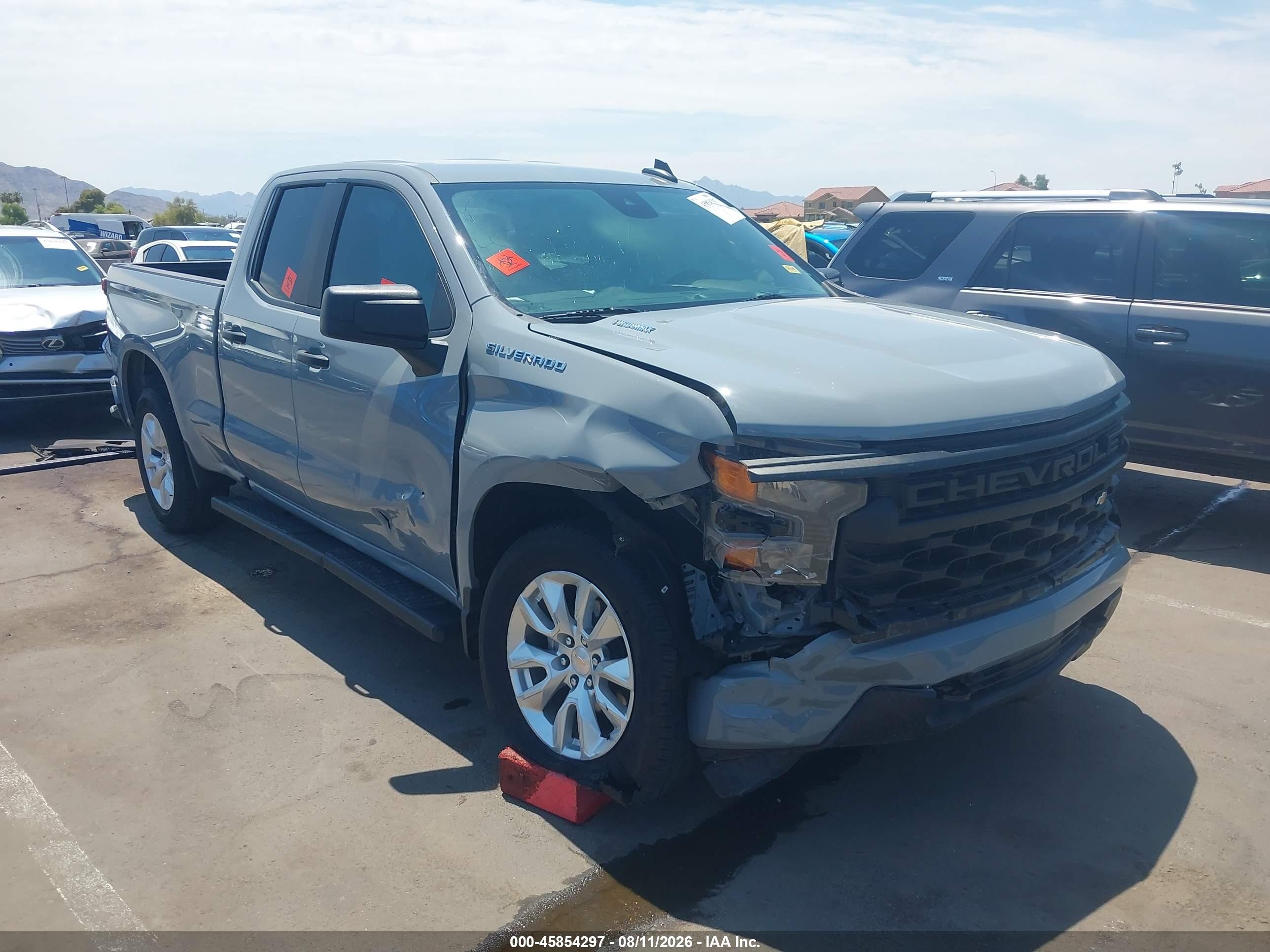 2025 Chevrolet Silverado 1500 2wd  Standard Bed Custom Gray vin: 1GCRABEK8SZ133940