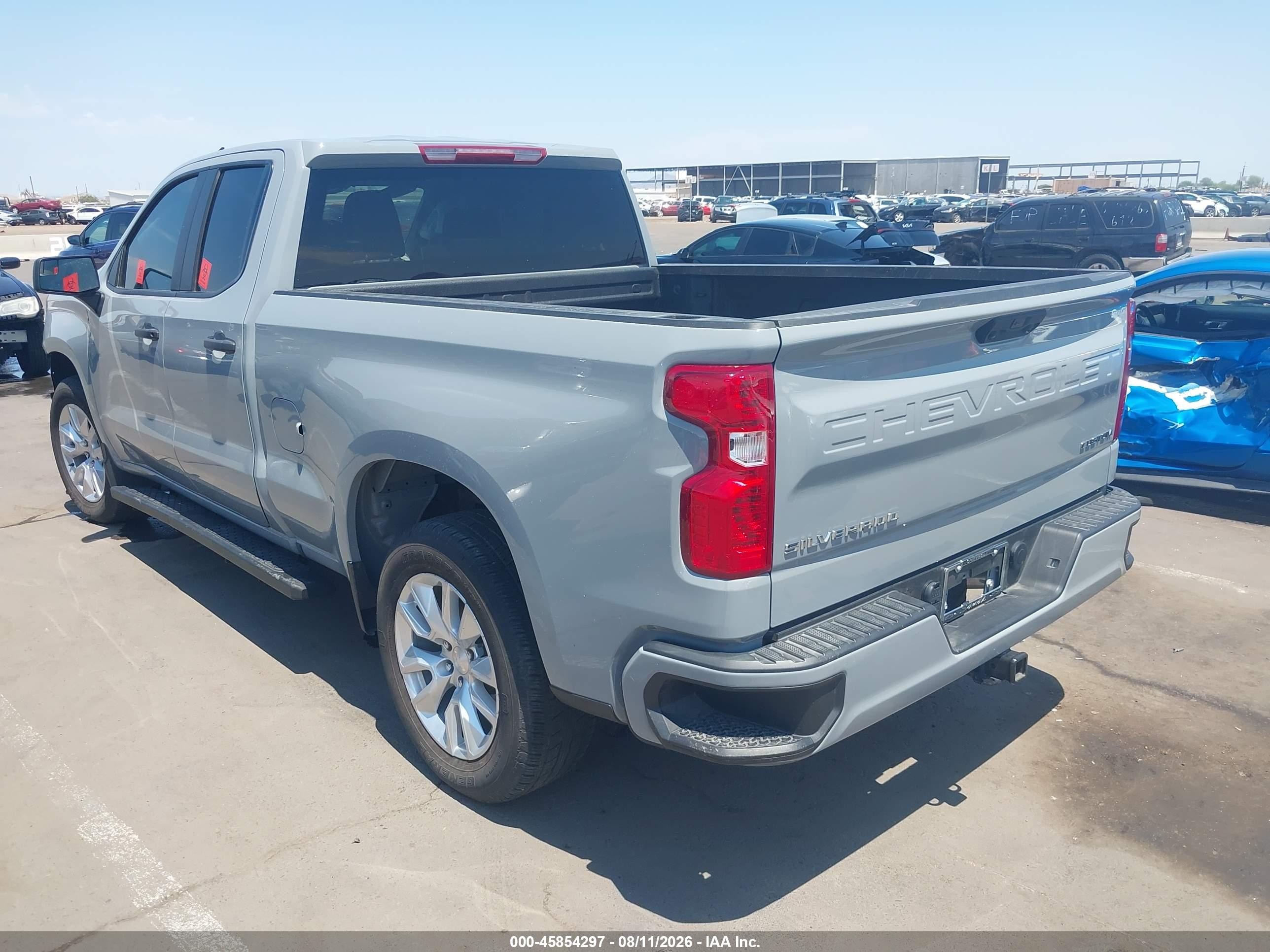 2025 Chevrolet Silverado 1500 2wd  Standard Bed Custom Gray vin: 1GCRABEK8SZ133940