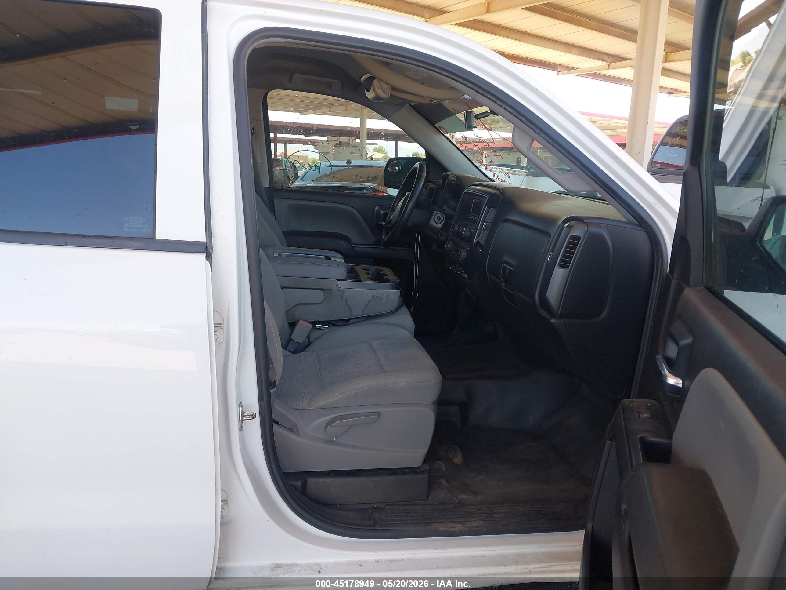 2017 Chevrolet Silverado 1500 Wt White vin: 1GCRCNEC0HZ188878