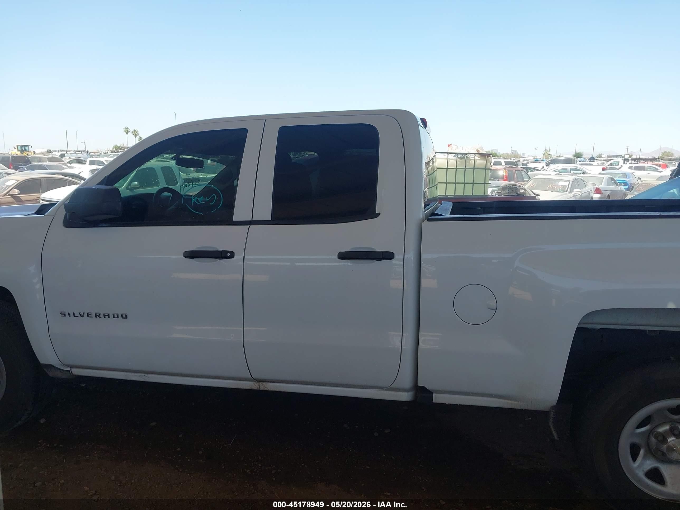 2017 Chevrolet Silverado 1500 Wt White vin: 1GCRCNEC0HZ188878
