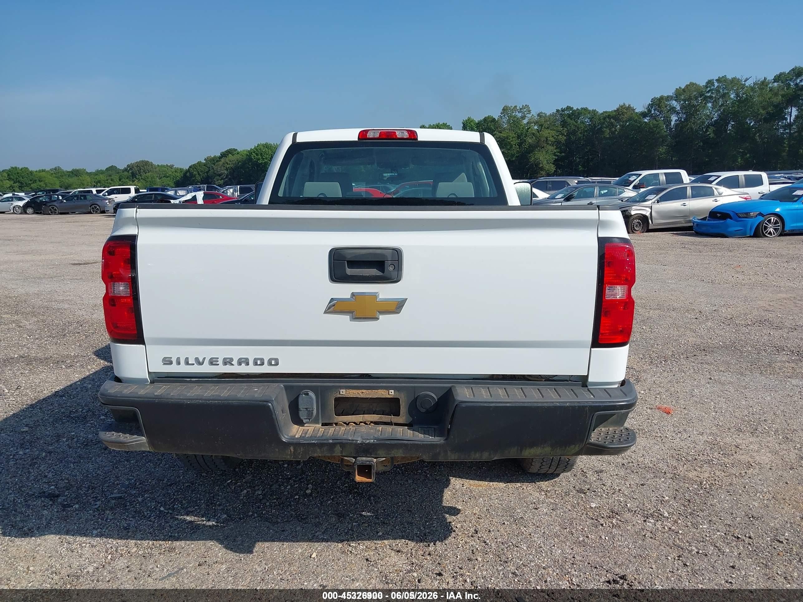 2017 Chevrolet Silverado 1500 Wt White vin: 1GCRCNEC1HZ151659