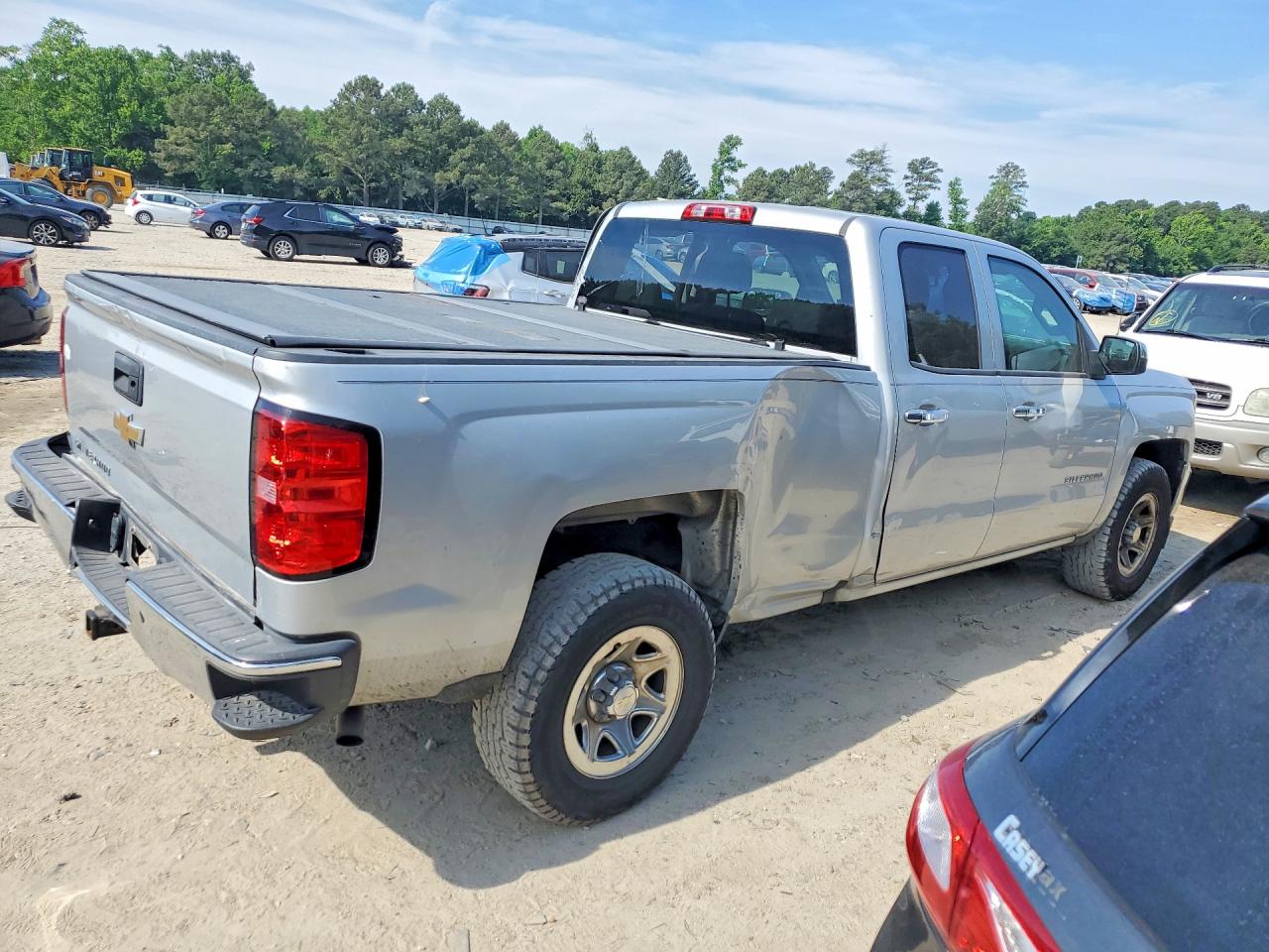 2018 Chevrolet Silverado C1500 Серебряный vin: 1GCRCNEH9JZ125991