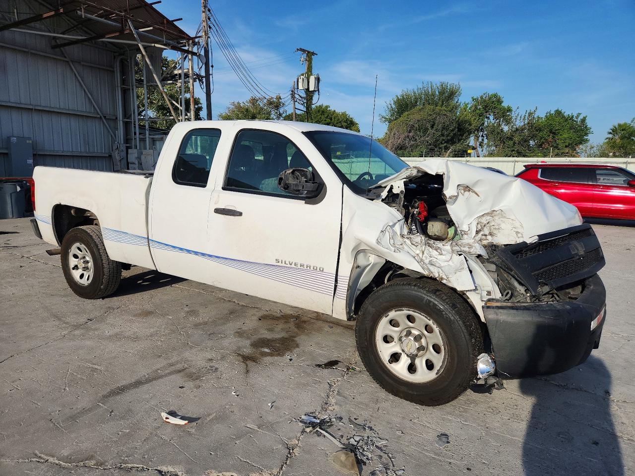 2012 Chevrolet Silverado C1500 White vin: 1GCRCPE02CZ316998