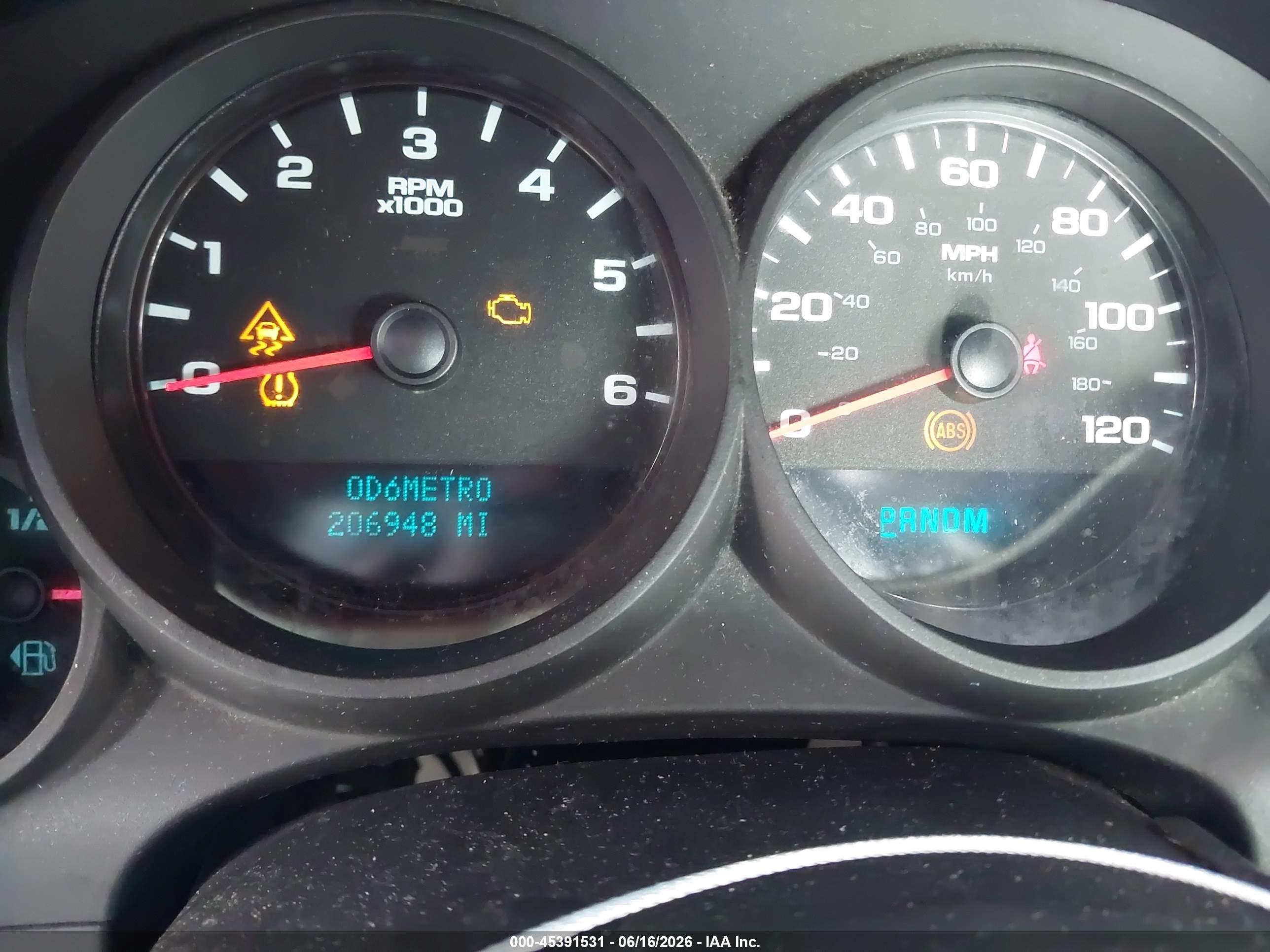 2011 Chevrolet Silverado 1500 Work Truck White vin: 1GCRCPE04BZ429723