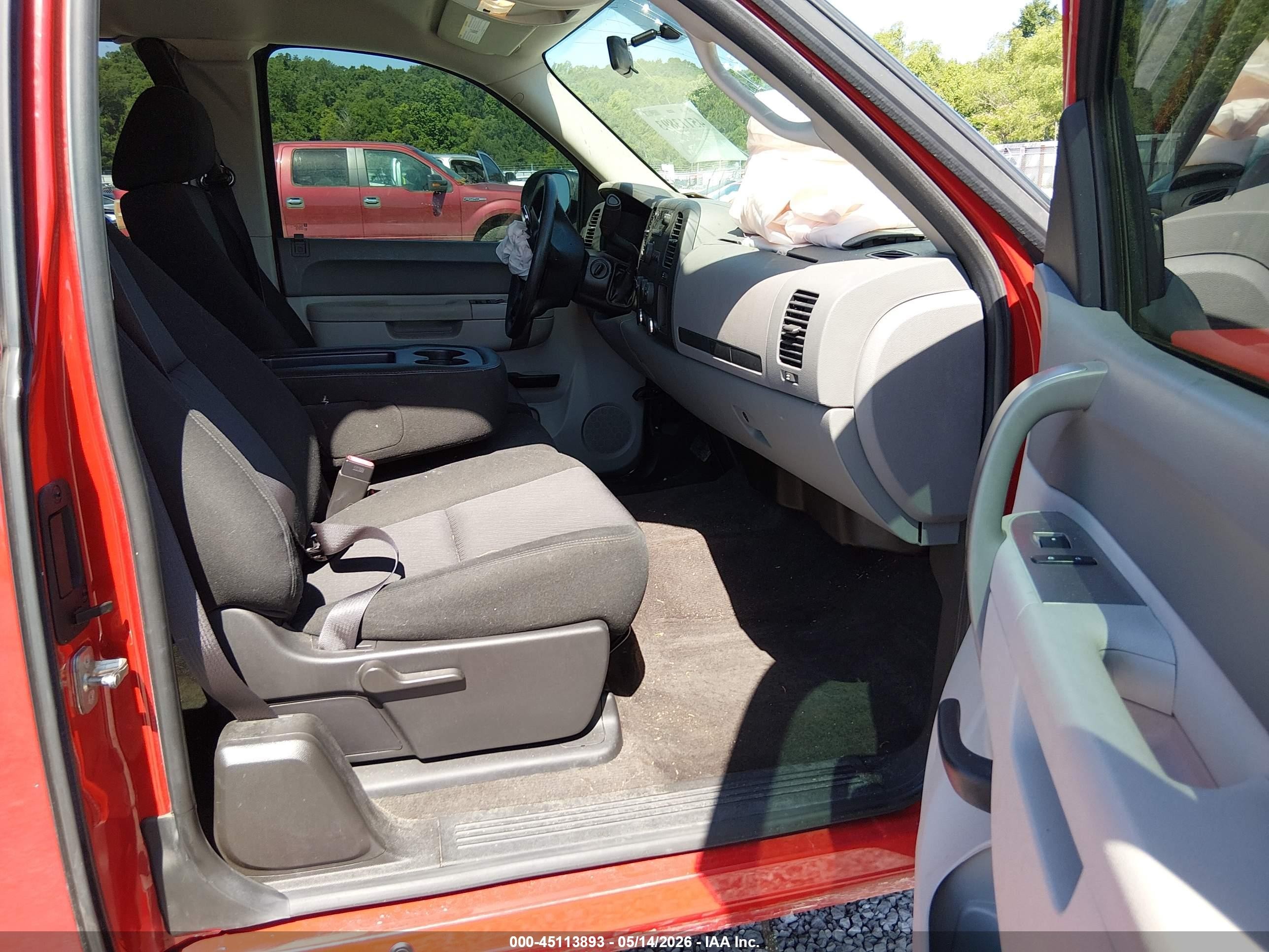 2013 Chevrolet Silverado 1500 Work Truck Red vin: 1GCRCPE05DZ390921