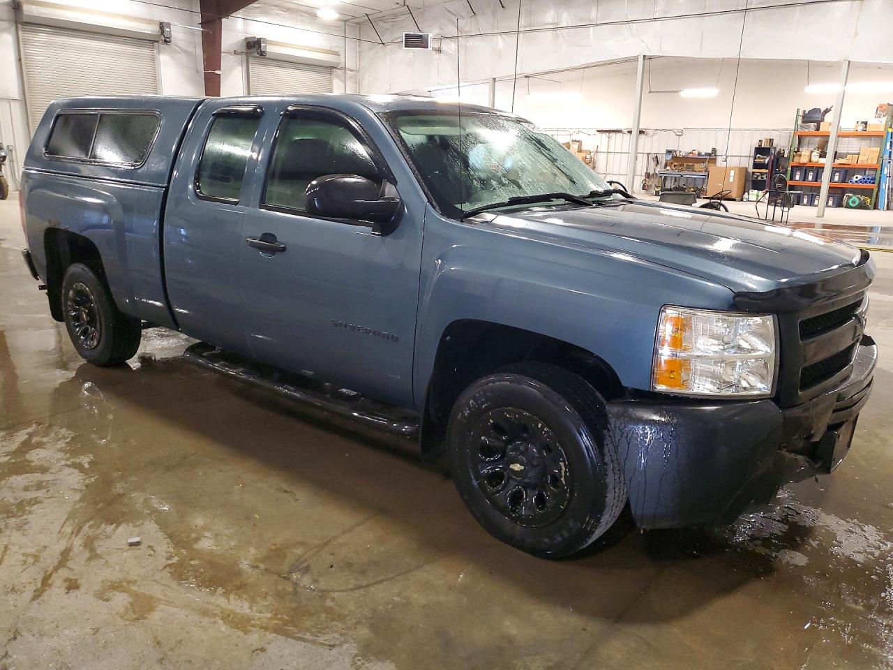 2011 Chevrolet Silverado C1500 Blue vin: 1GCRCPE06BZ384509