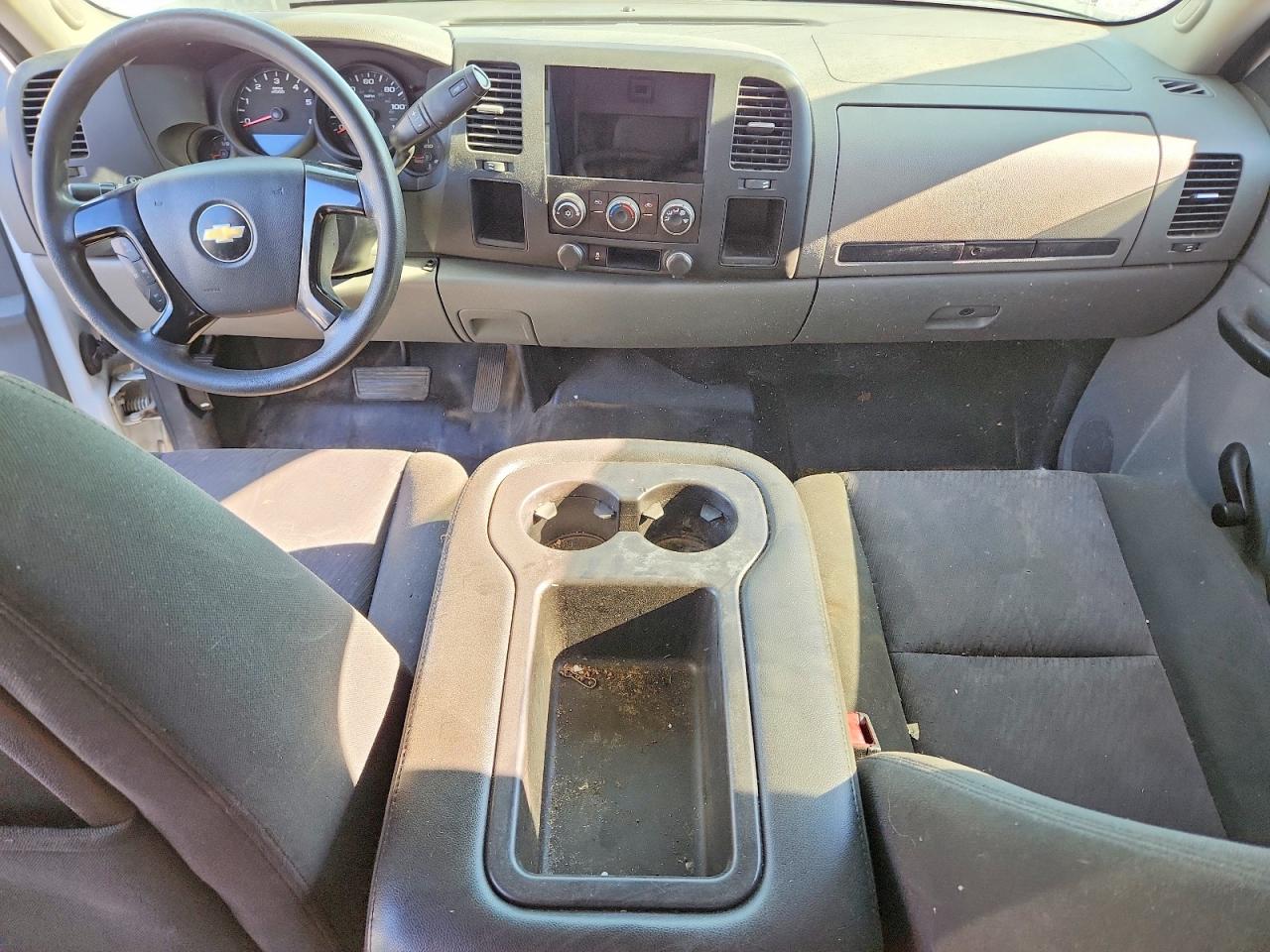 2013 Chevrolet Silverado C1500 White vin: 1GCRCPE06DZ229543