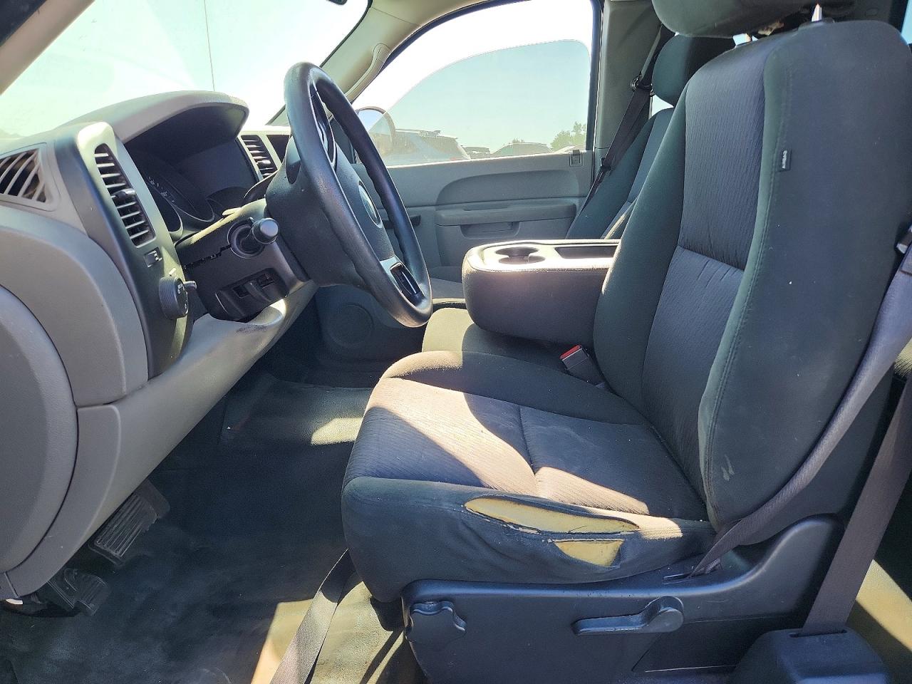 2013 Chevrolet Silverado C1500 White vin: 1GCRCPE06DZ229543