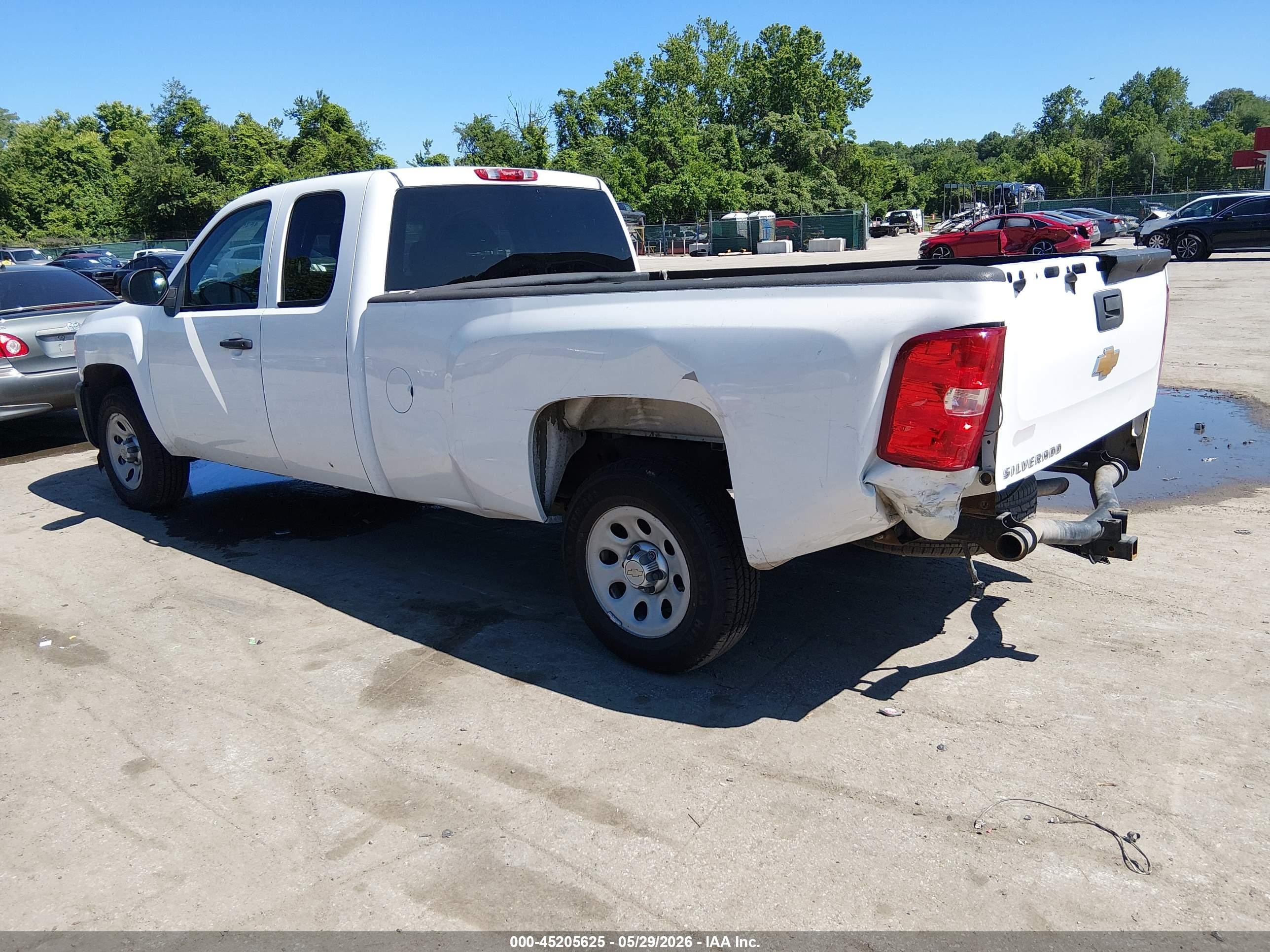 2012 Chevrolet Silverado 1500 Work Truck White vin: 1GCRCPE08CZ343025