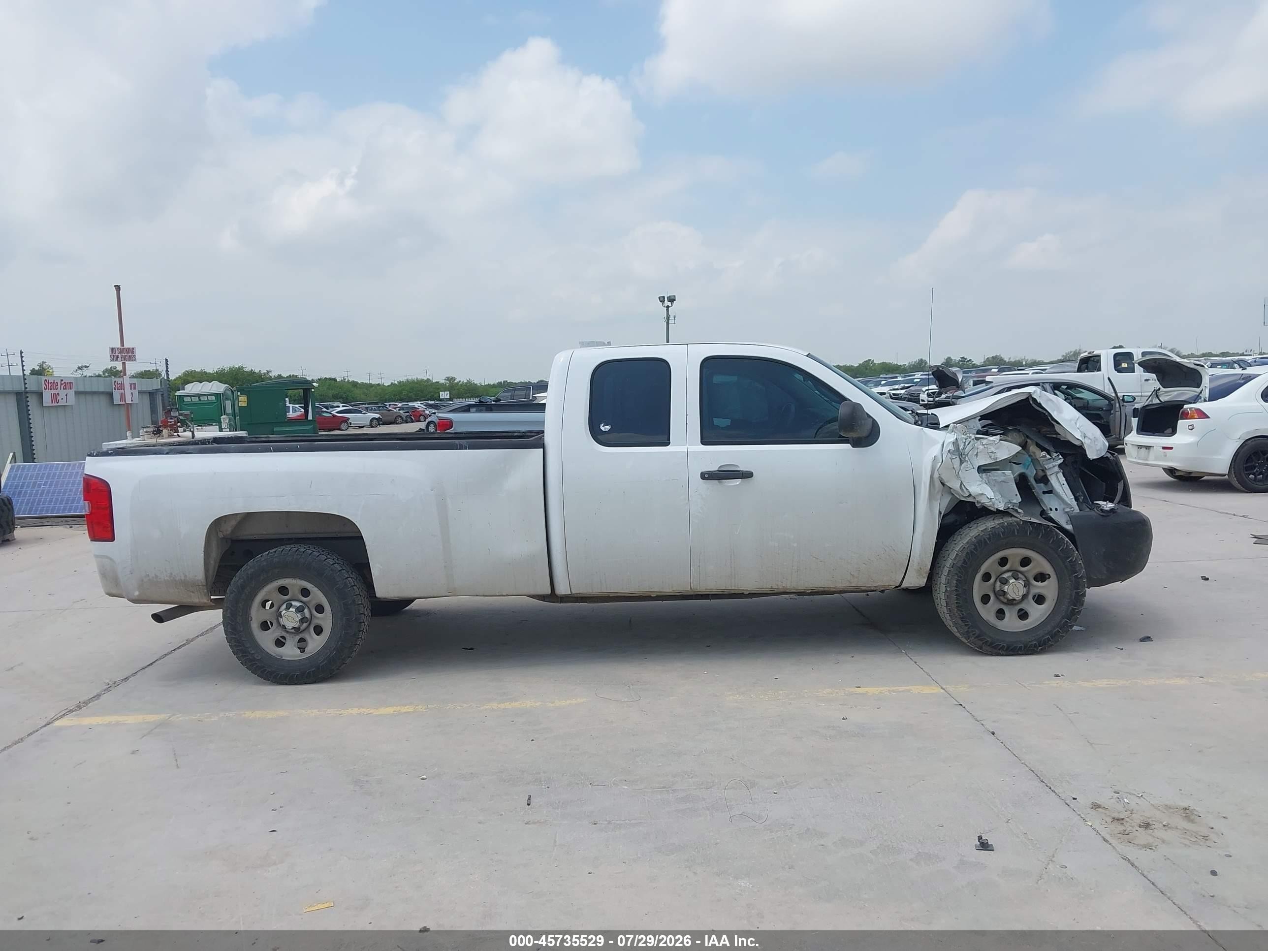 2013 Chevrolet Silverado 1500 Work Truck Белый vin: 1GCRCPE08DZ328753
