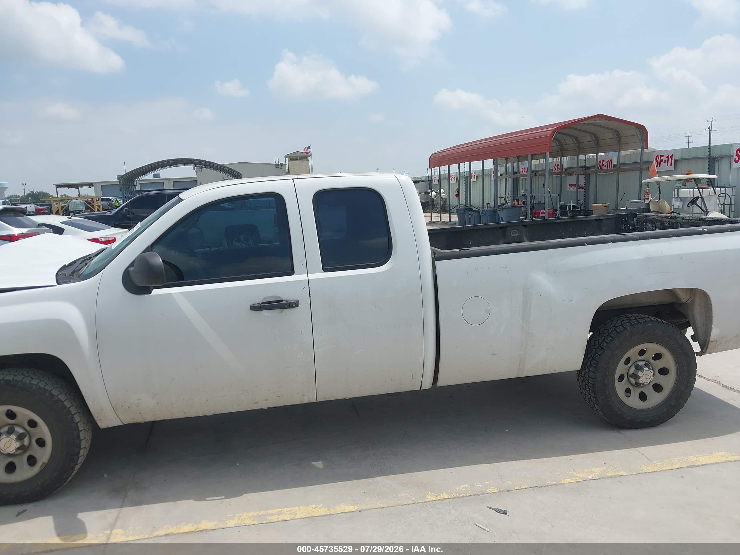 2013 Chevrolet Silverado 1500 Work Truck Белый vin: 1GCRCPE08DZ328753