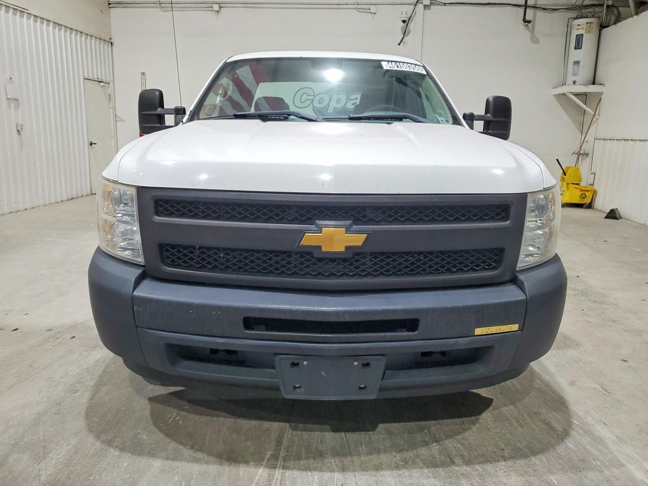 2013 Chevrolet Silverado C1500 White vin: 1GCRCPEA2DZ268378