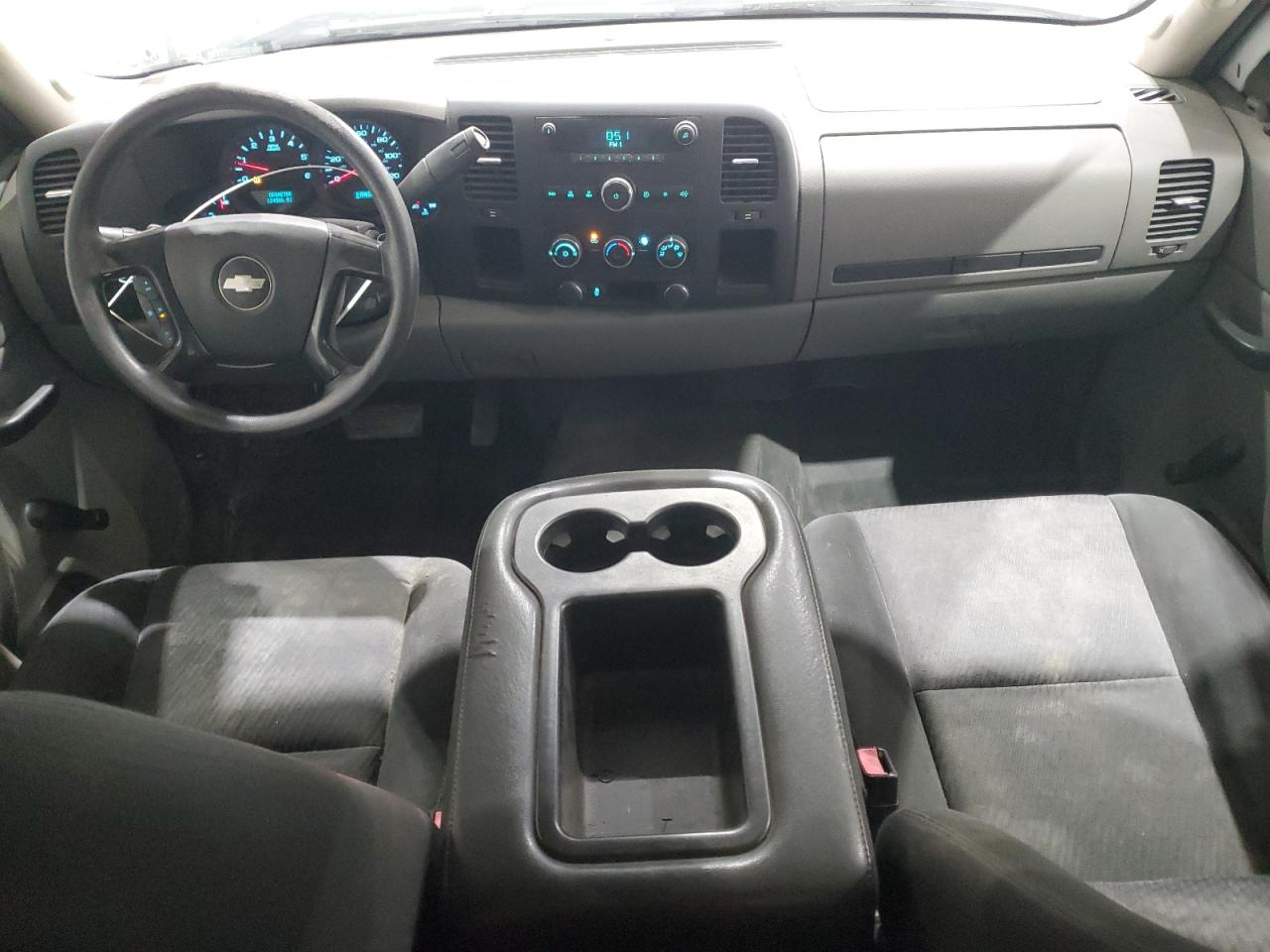 2013 Chevrolet Silverado C1500 White vin: 1GCRCPEA2DZ268378 Damage: Front Center Armrest, Torn, 3 To 4 Inches