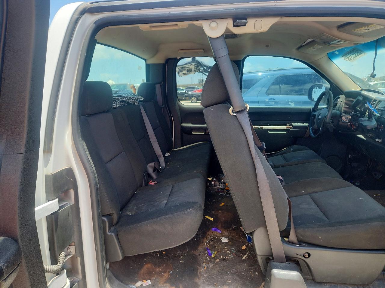 2011 Chevrolet Silverado C1500 White vin: 1GCRCPEA3BZ248556
