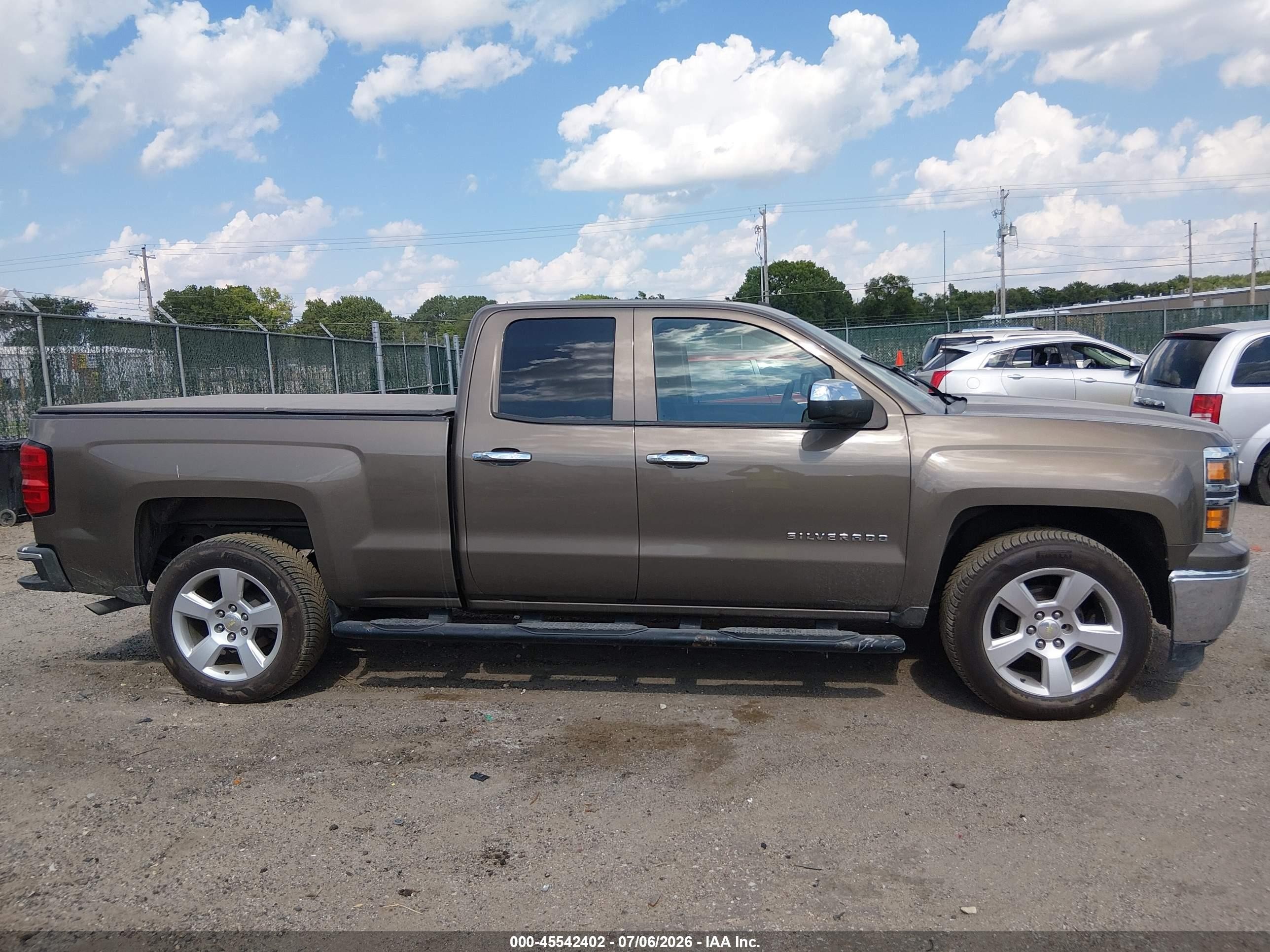 2015 Chevrolet Silverado 1500 Ls Brown vin: 1GCRCPEC4FZ375713