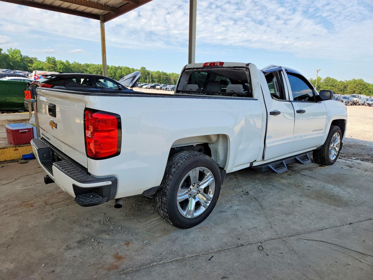 2016 Chevrolet Silverado C1500 Custom White vin: 1GCRCPEC5GZ407652