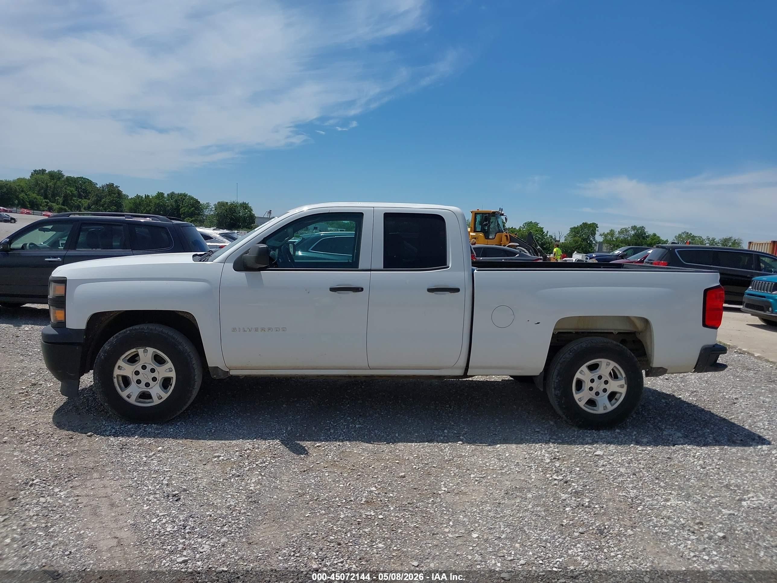 2015 Chevrolet Silverado 1500 Wt White vin: 1GCRCPEC7FZ302500