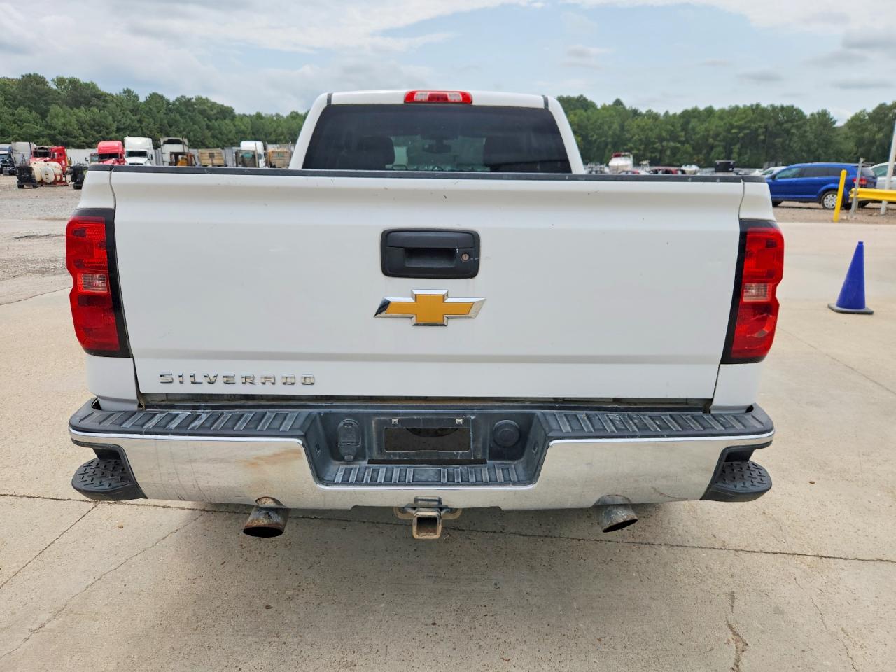 2014 Chevrolet Silverado C1500 White vin: 1GCRCPEC8EZ310491
