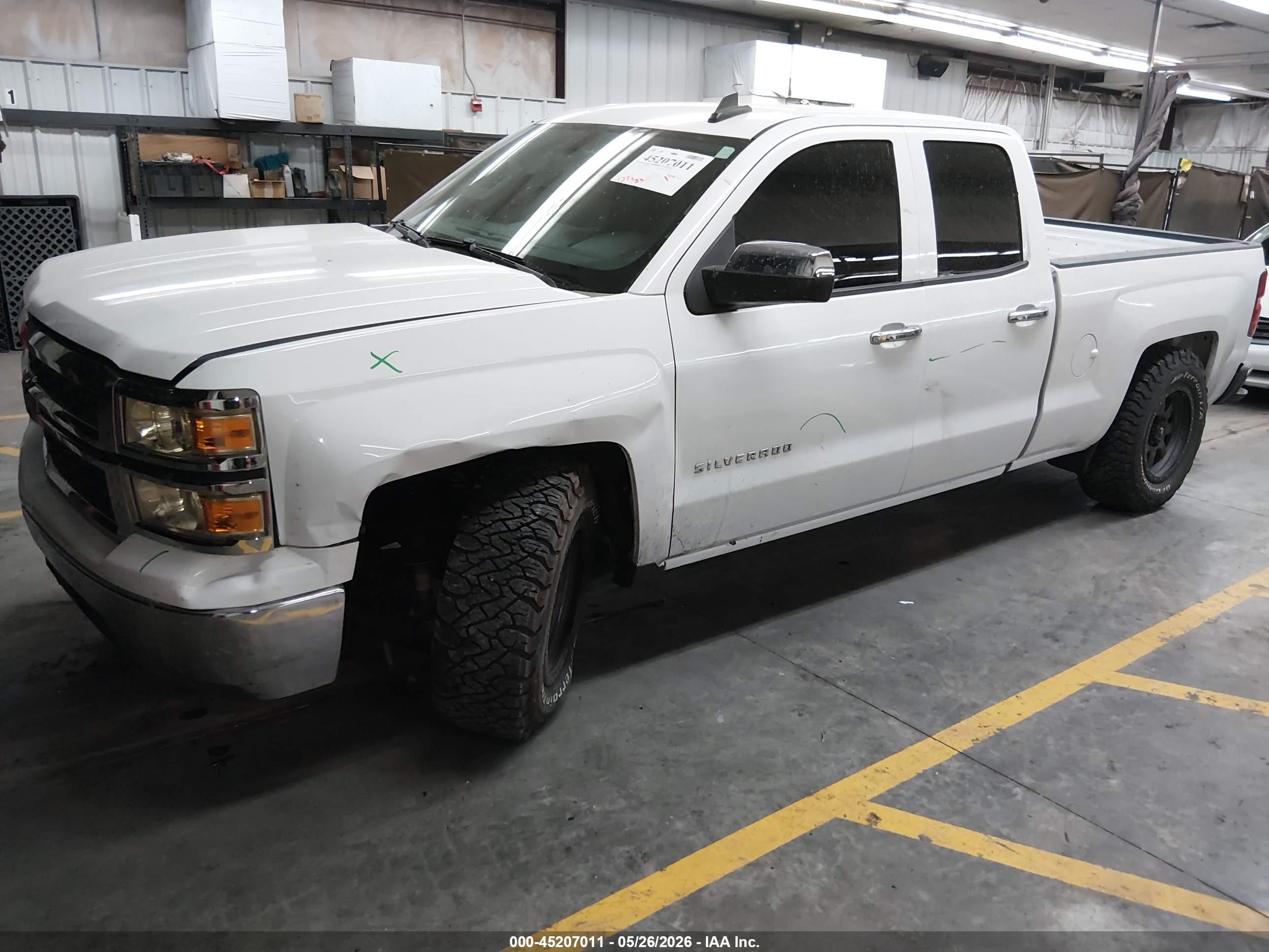2015 Chevrolet Silverado 1500 Ls White vin: 1GCRCPEC8FZ329060