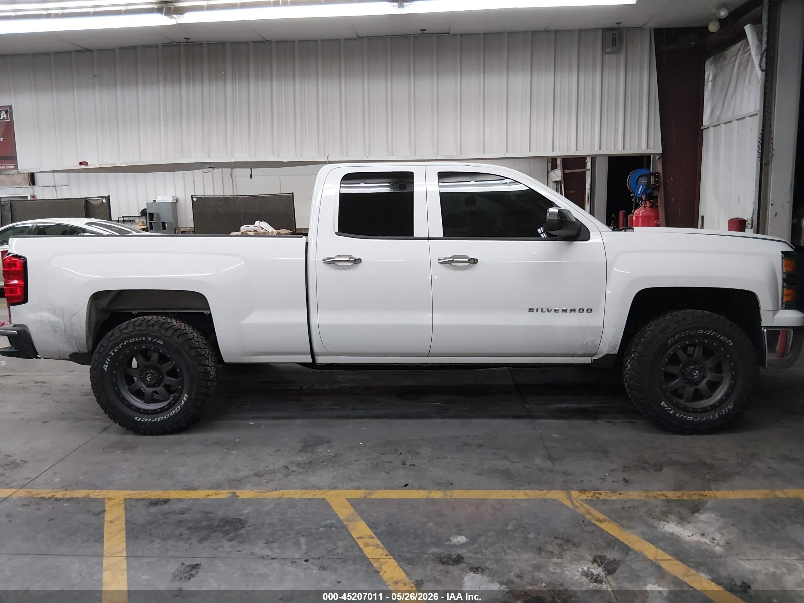 2015 Chevrolet Silverado 1500 Ls White vin: 1GCRCPEC8FZ329060