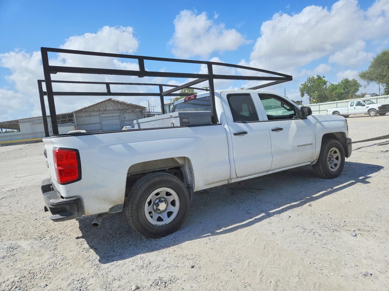 2015 Chevrolet Silverado C1500 White vin: 1GCRCPEC9FZ158495