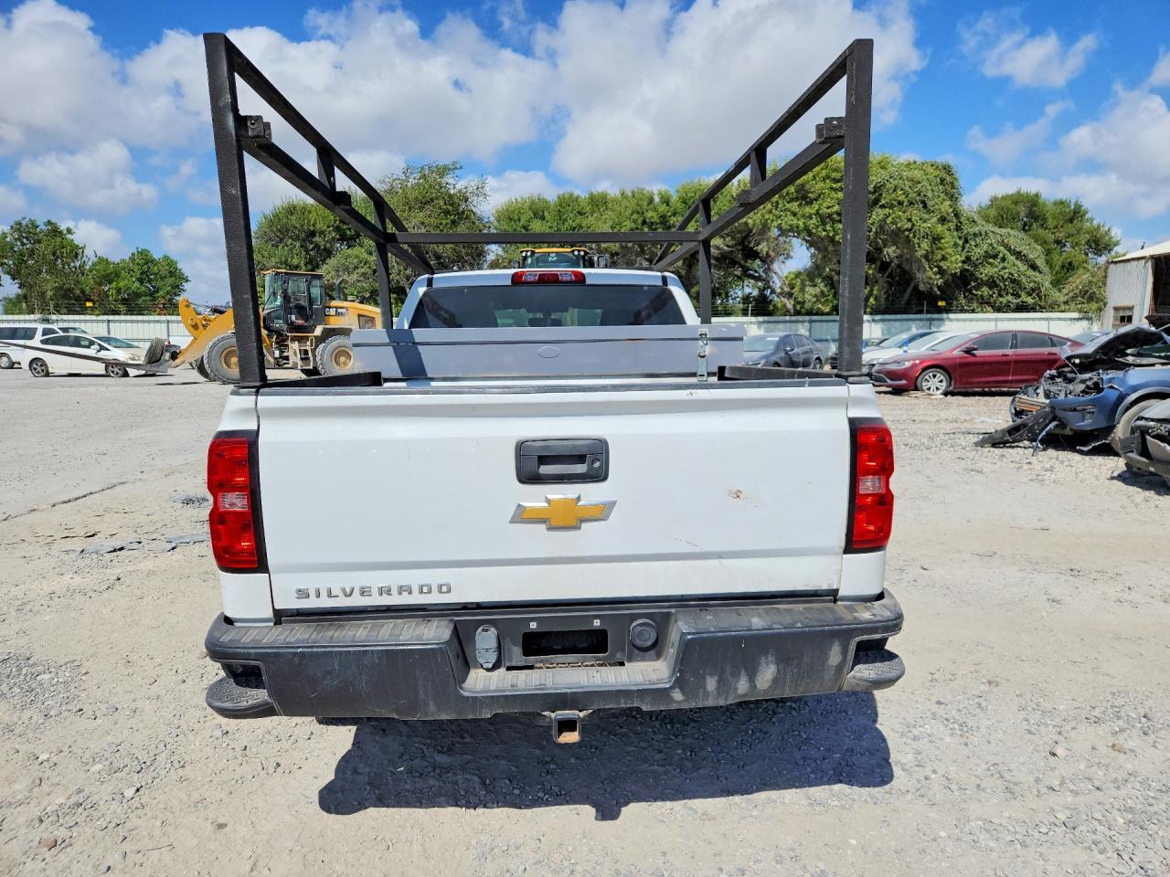 2015 Chevrolet Silverado C1500 White vin: 1GCRCPEC9FZ158495