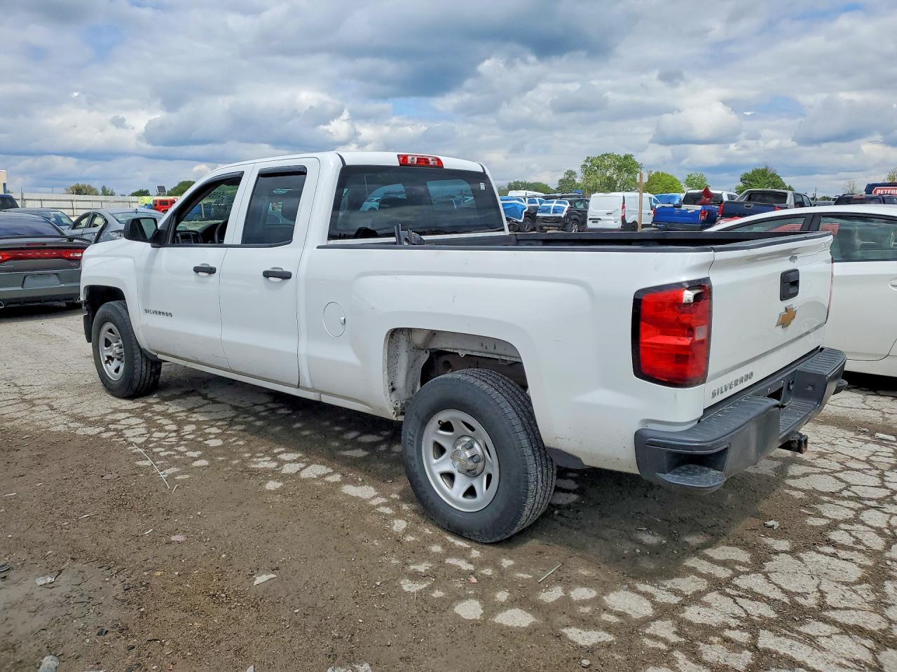 2014 Chevrolet Silverado C1500 White vin: 1GCRCPEH1EZ345627
