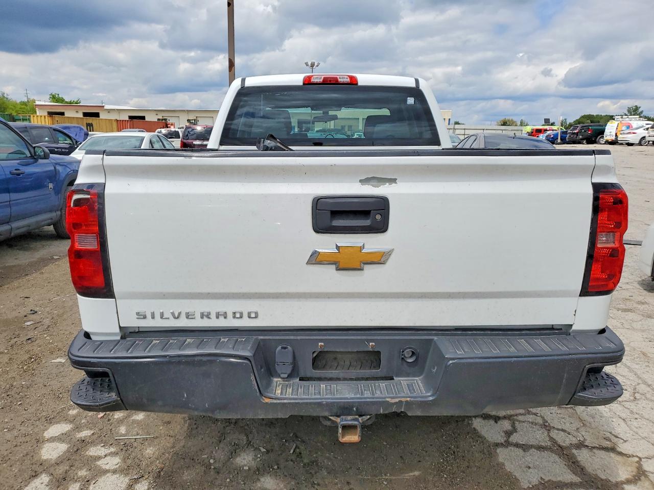 2014 Chevrolet Silverado C1500 White vin: 1GCRCPEH1EZ345627