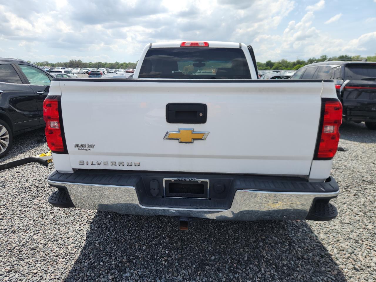 2015 Chevrolet Silverado C1500 Белый vin: 1GCRCPEH1FZ404676