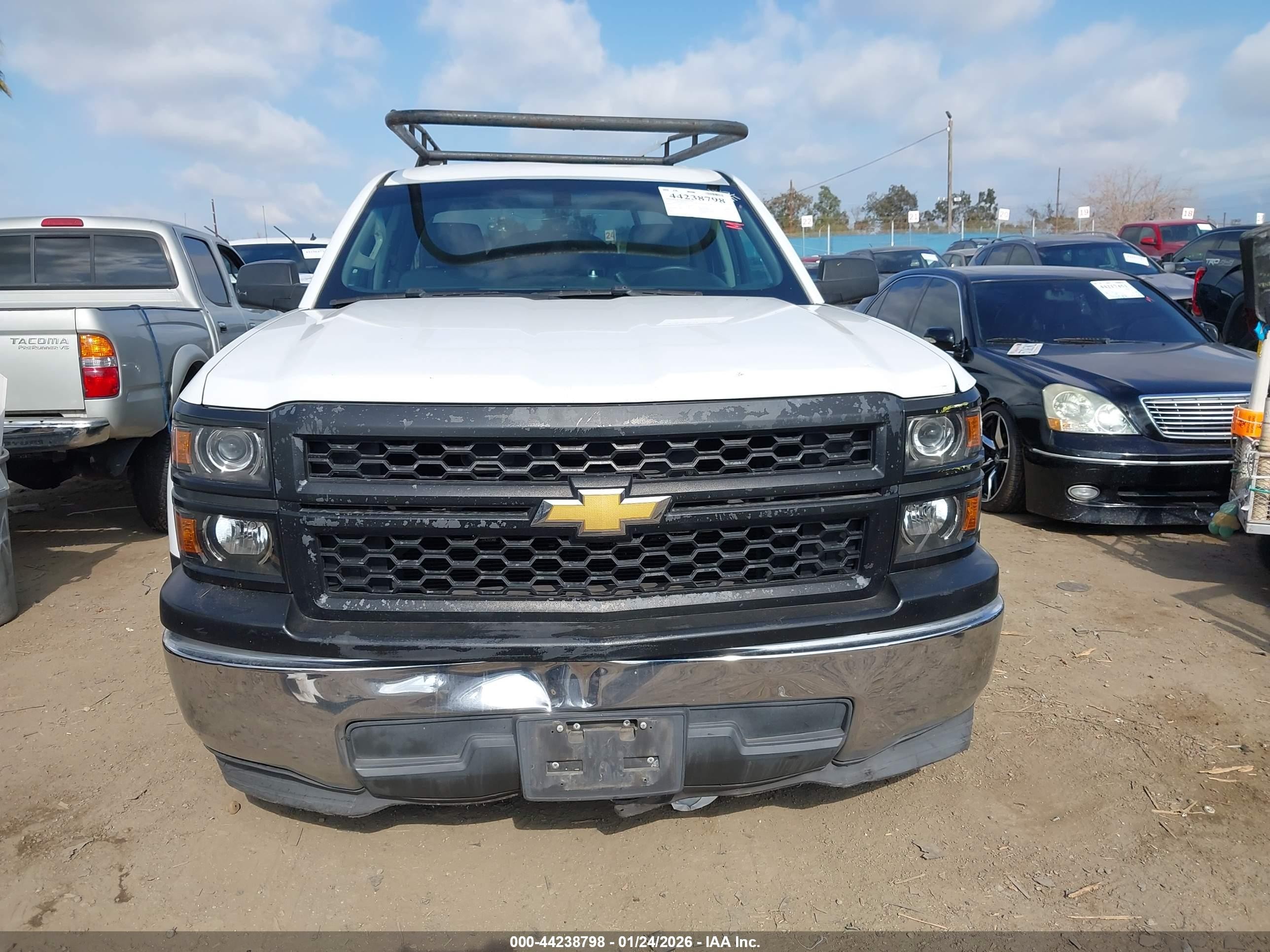 2014 Chevrolet Silverado 1500 Work Truck 1wt White vin: 1GCRCPEH2EZ157912