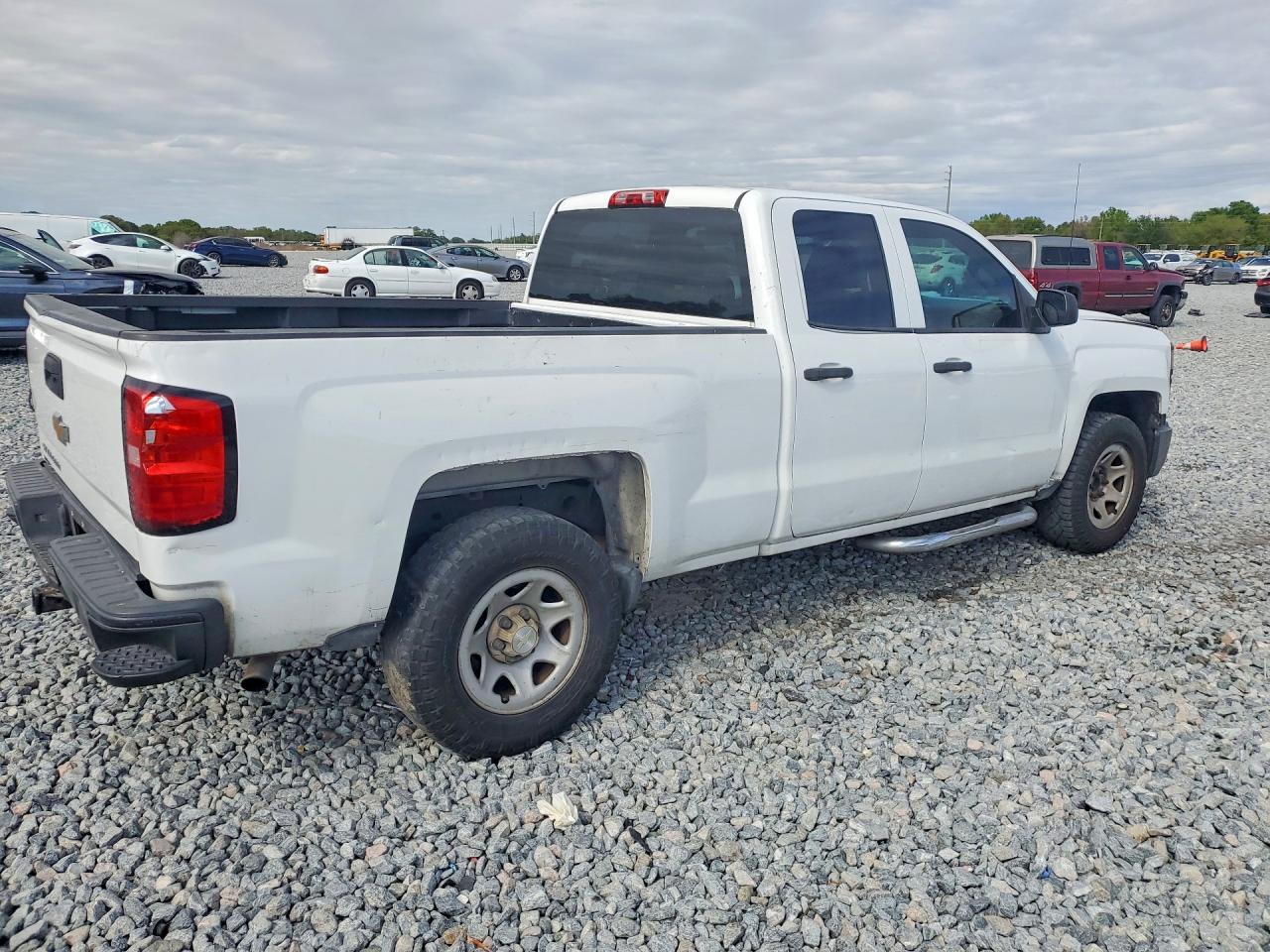 2014 Chevrolet Silverado C1500 White vin: 1GCRCPEH3EZ311561