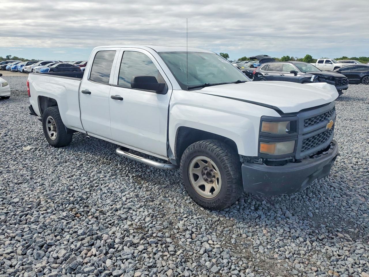2014 Chevrolet Silverado C1500 White vin: 1GCRCPEH3EZ311561